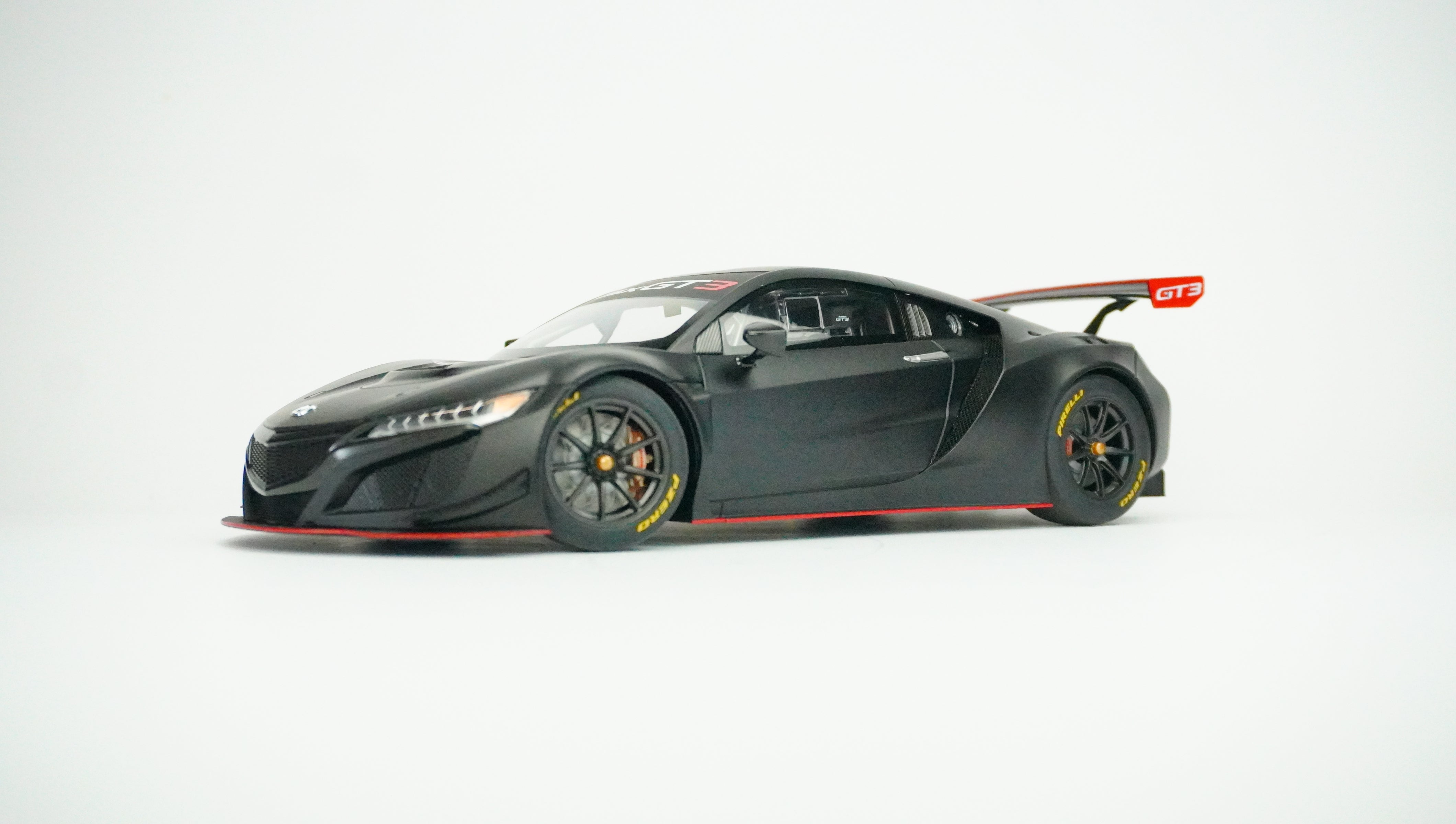 Honda NSX GT3 Schwarz Matt 1:18