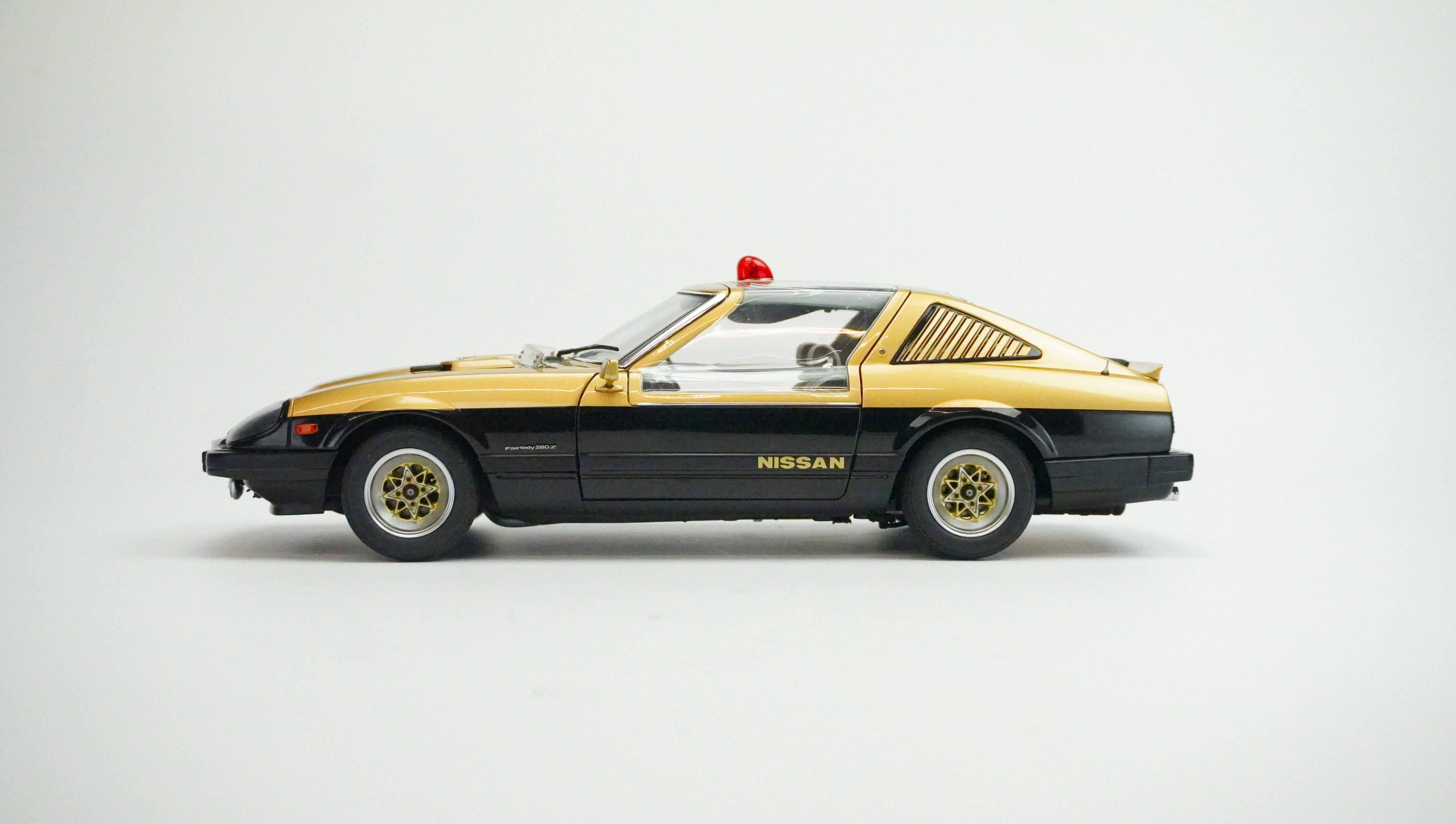 Nissan Fairlady Z (S130) 1:18