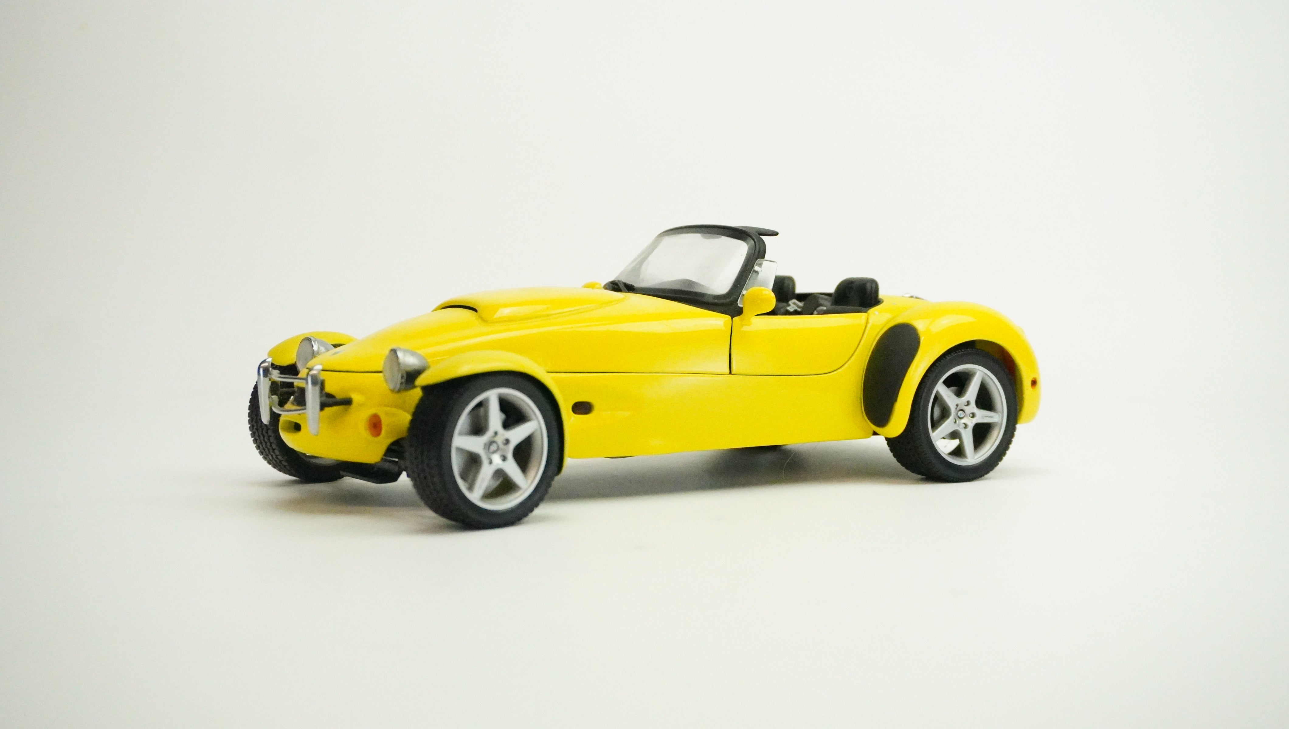 Panoz AIV Roadster 1998 1:18
