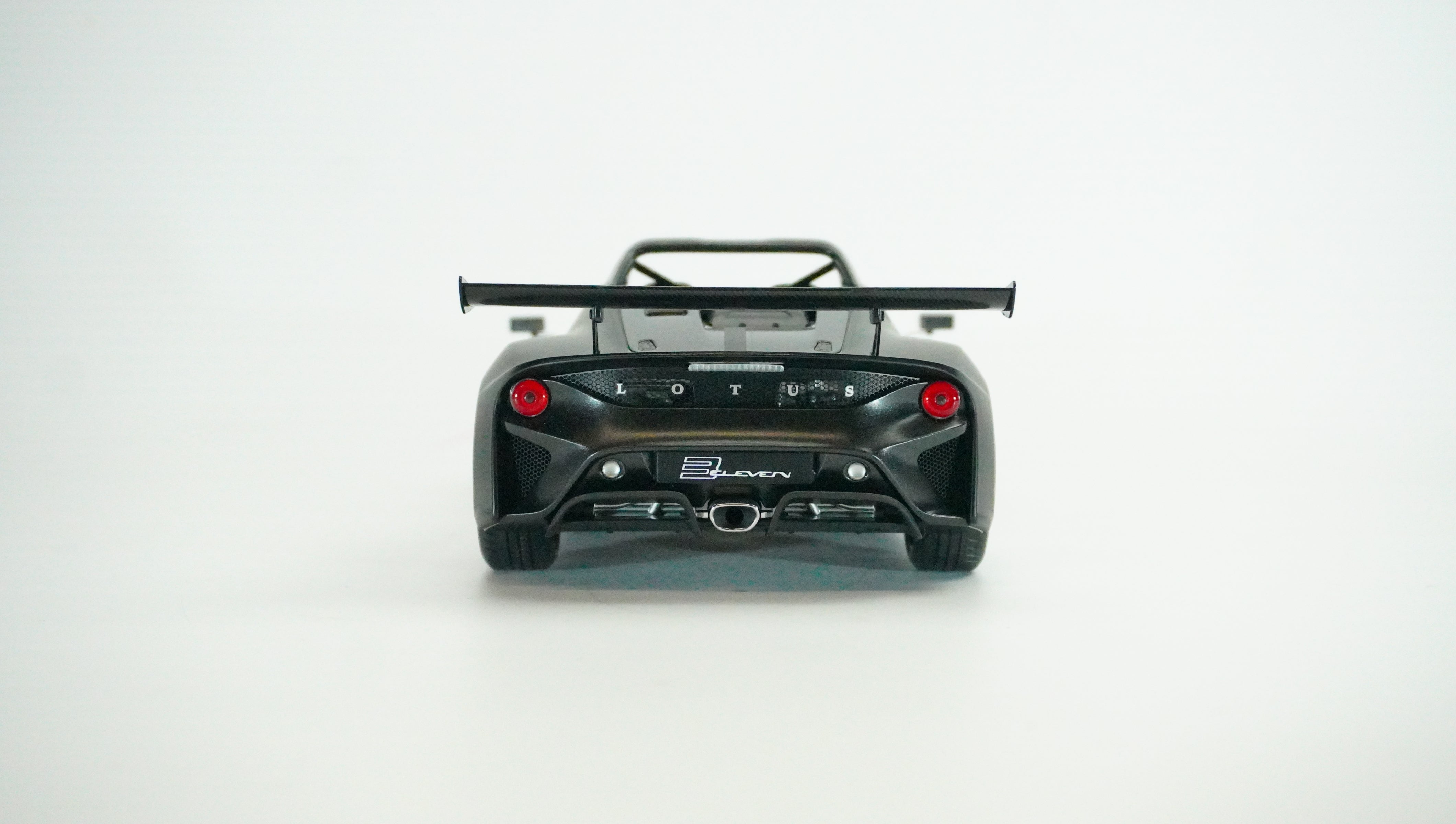 Lotus 3-Eleven 1:18