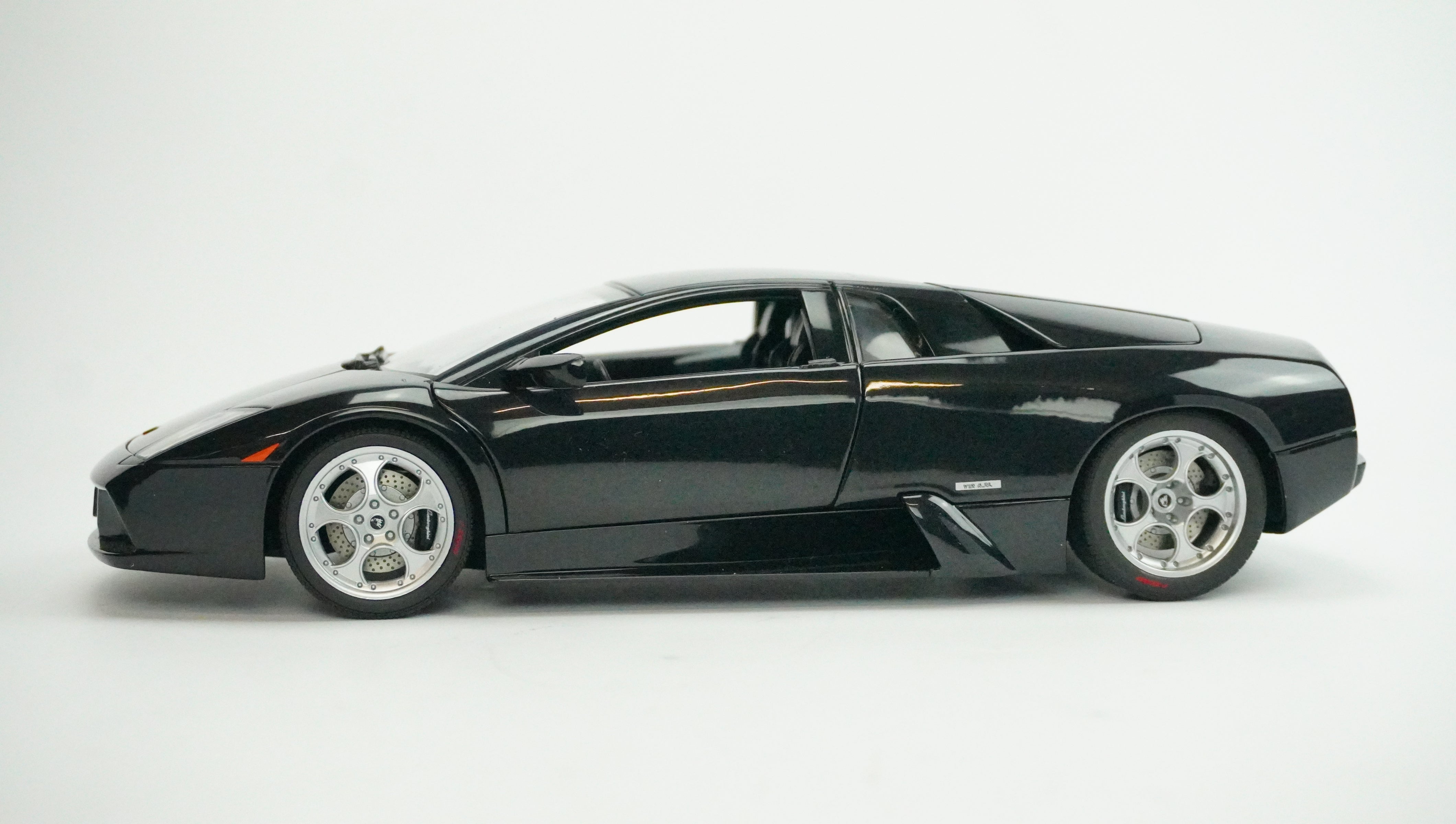 Lamborghini Murcielago 2001 1:18