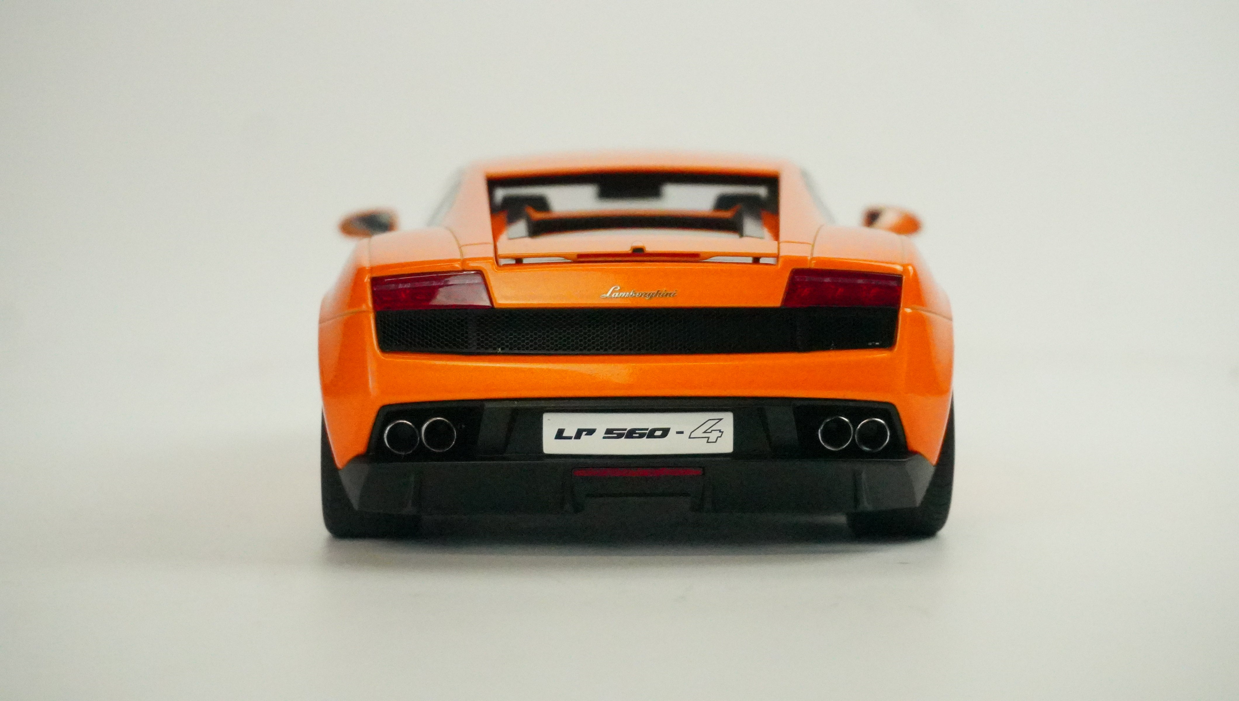 Lamborghini Gallardo LP560-4 1:18