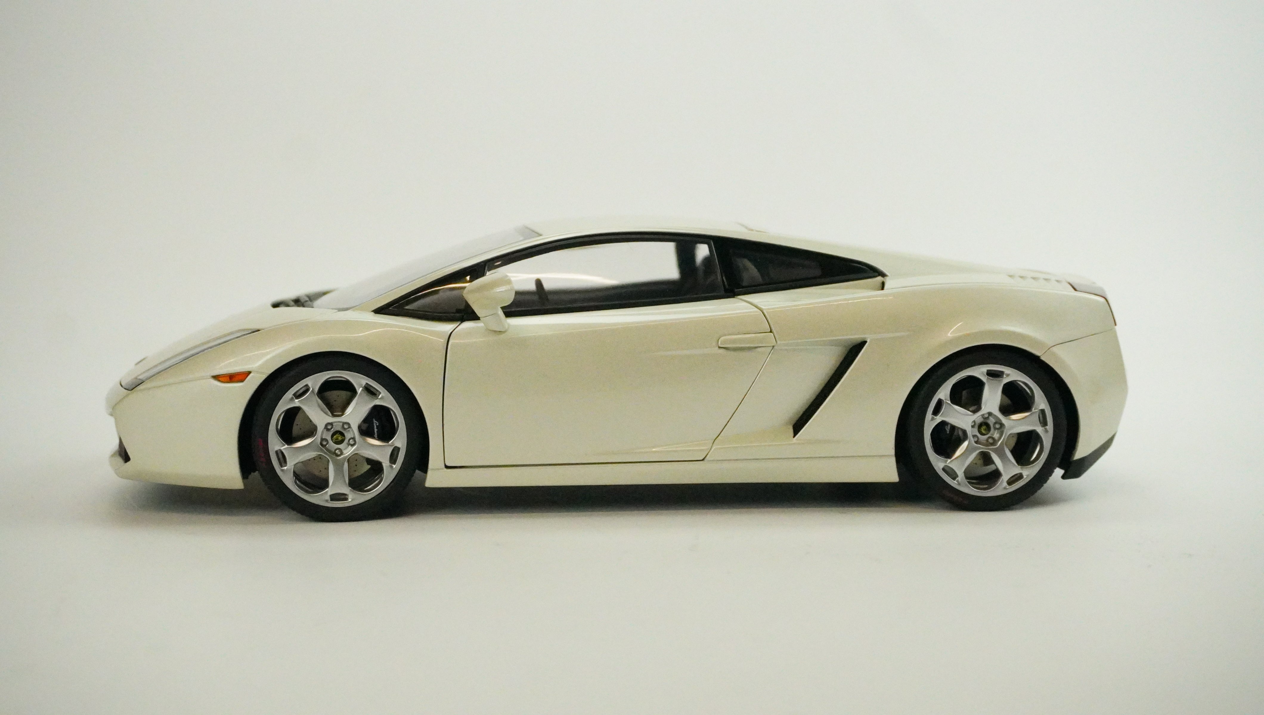 Lamborghini Gallardo 1:18