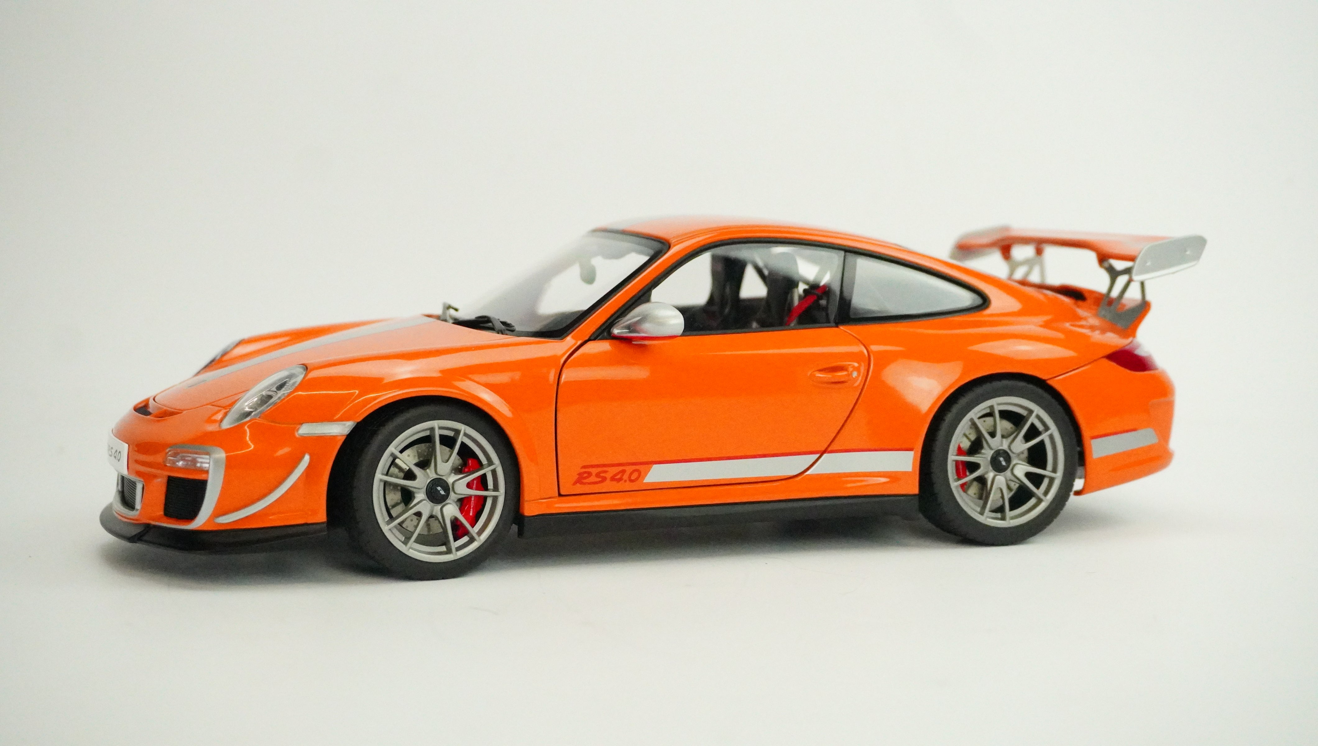 Porsche 911 (997) GT3 RS 4.0 1:18