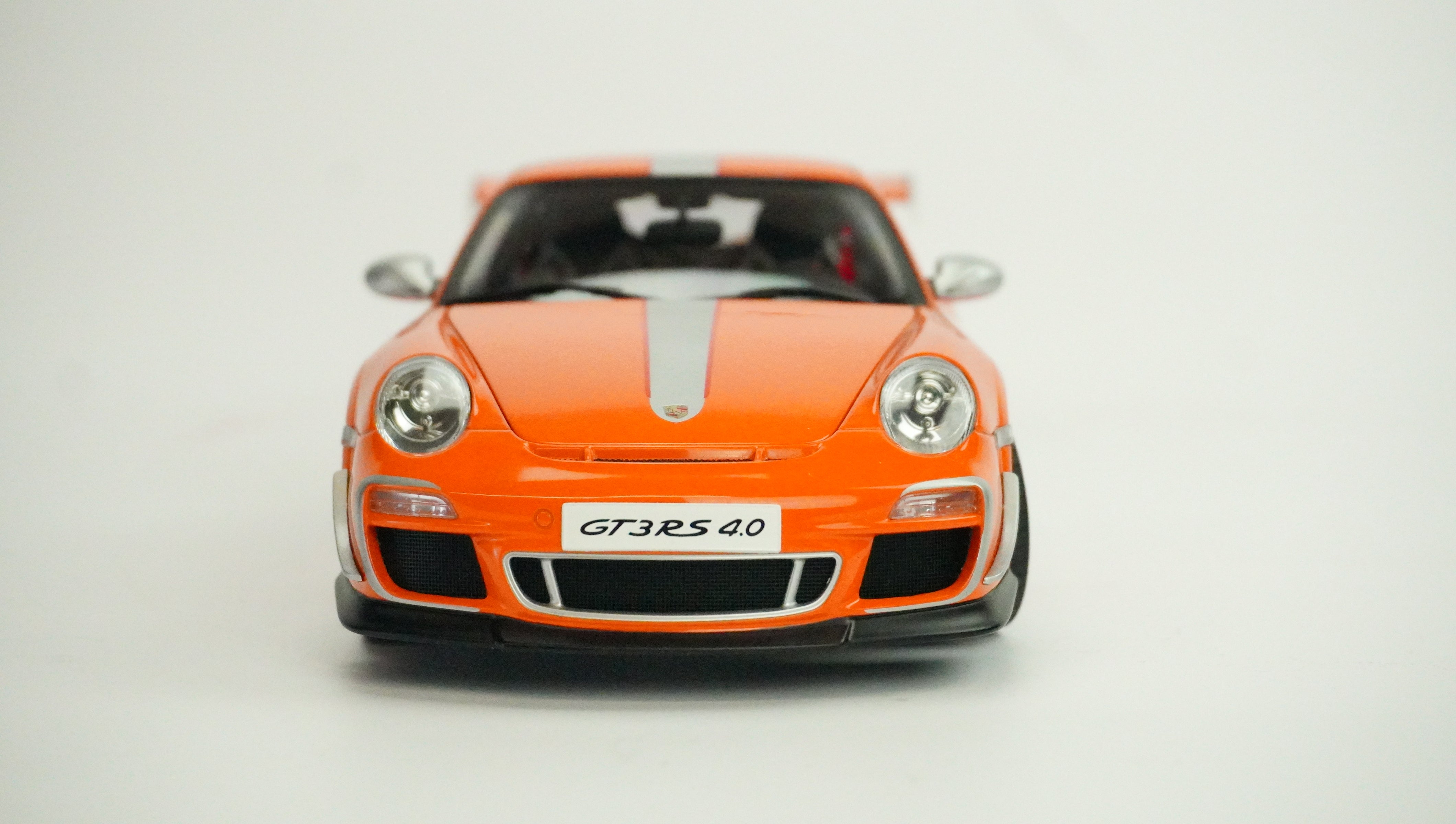 Porsche 911 (997) GT3 RS 4.0 1:18