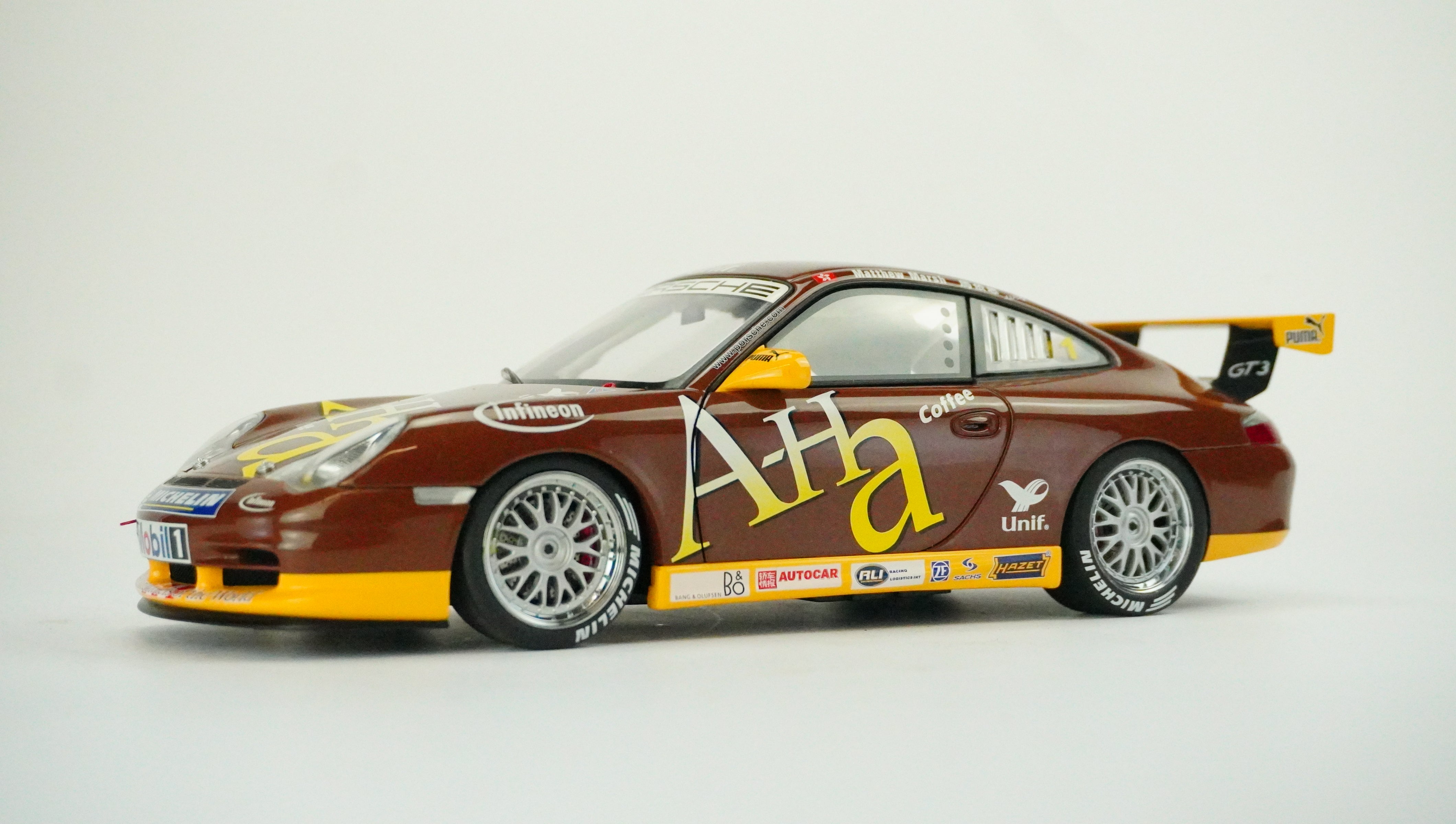 Porsche 911 GT3R Asian Cup Limited 2004 1:18