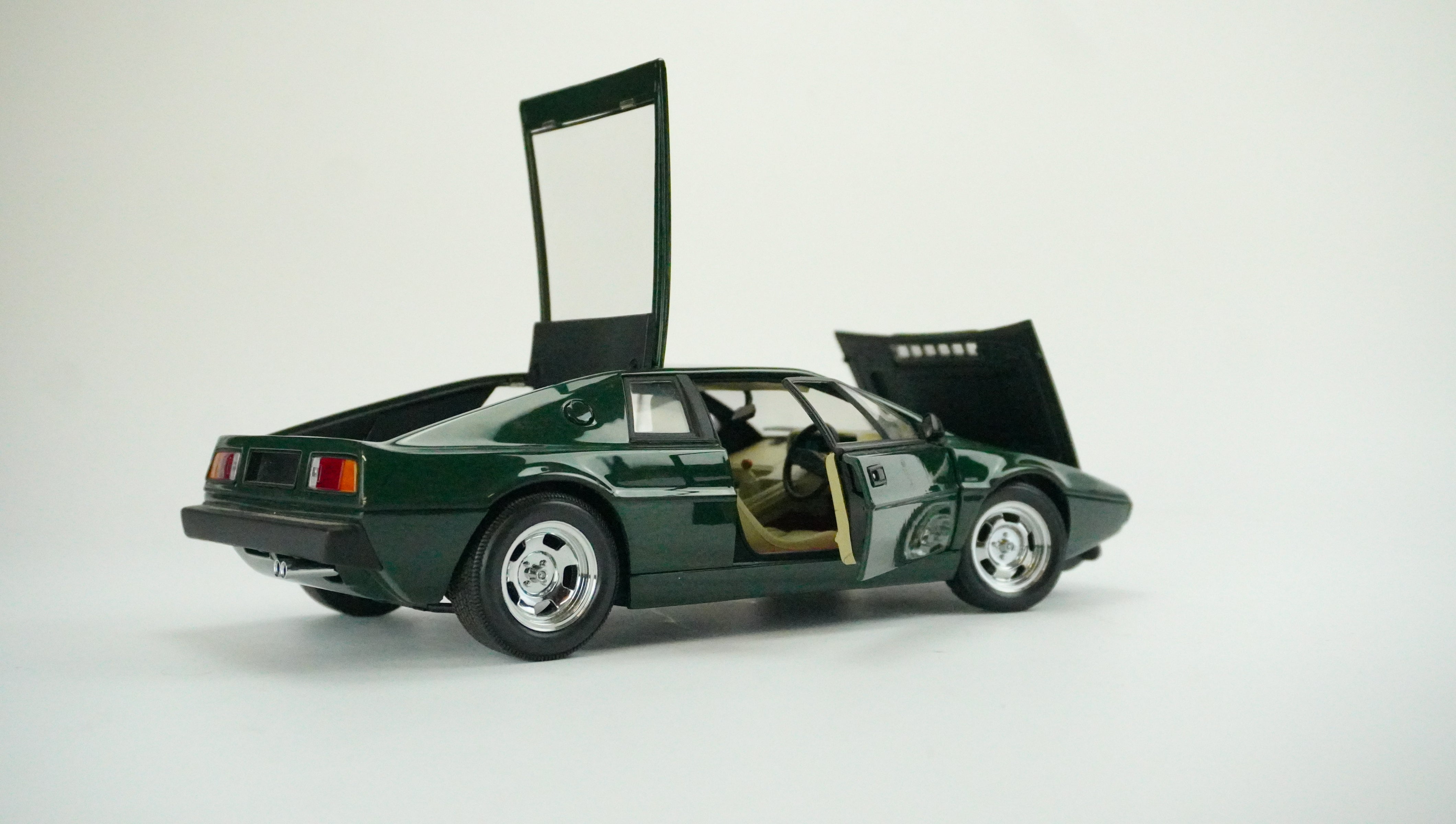 Lotus Esprit Type79 Limited 1:18