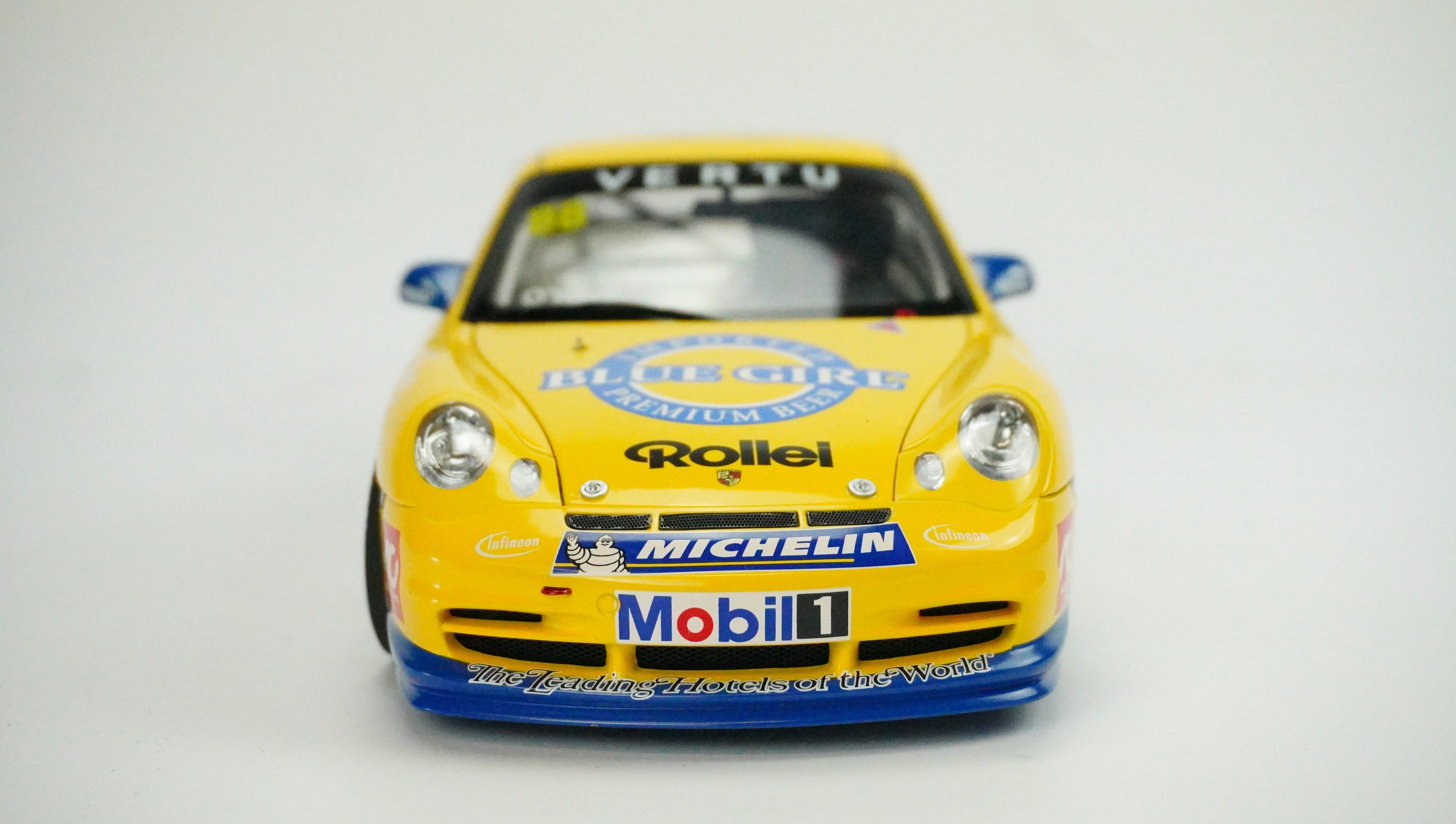 Porsche Carrera Infineon Cup Nr.88 Limited