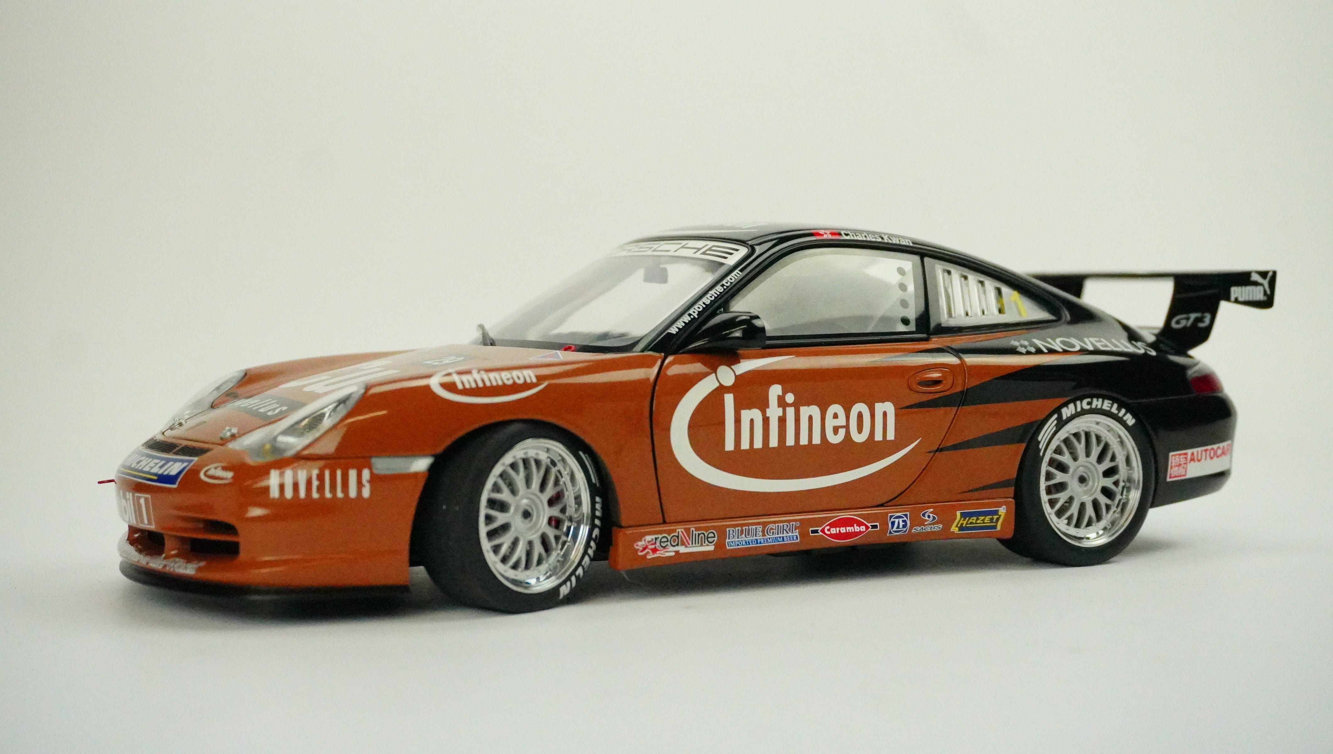 Porsche 911 GT3R Asian Carrera Cup Nr.29 Limited 1:18