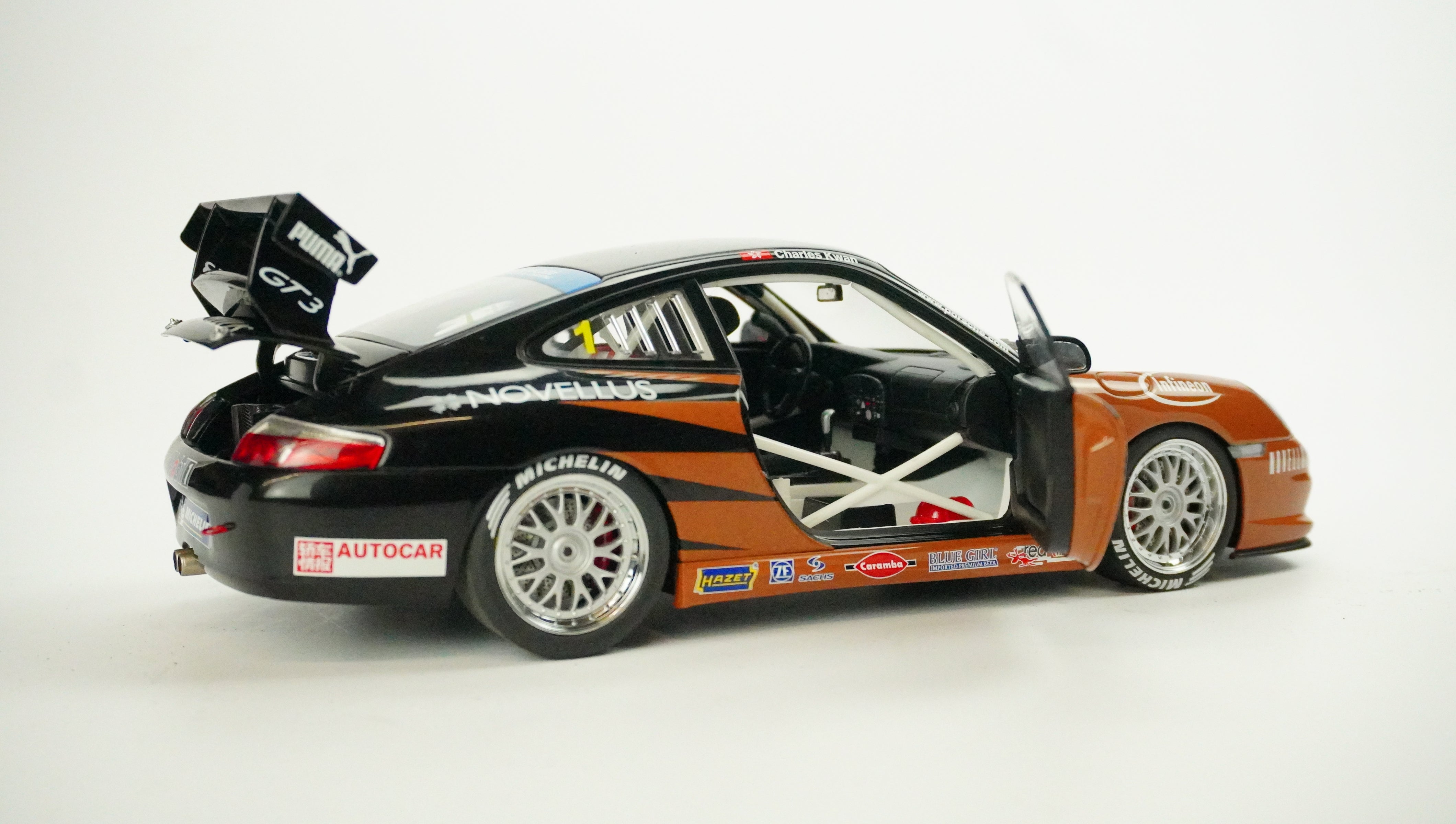 Porsche 911 GT3R Asian Carrera Cup Nr.29 Limited 1:18