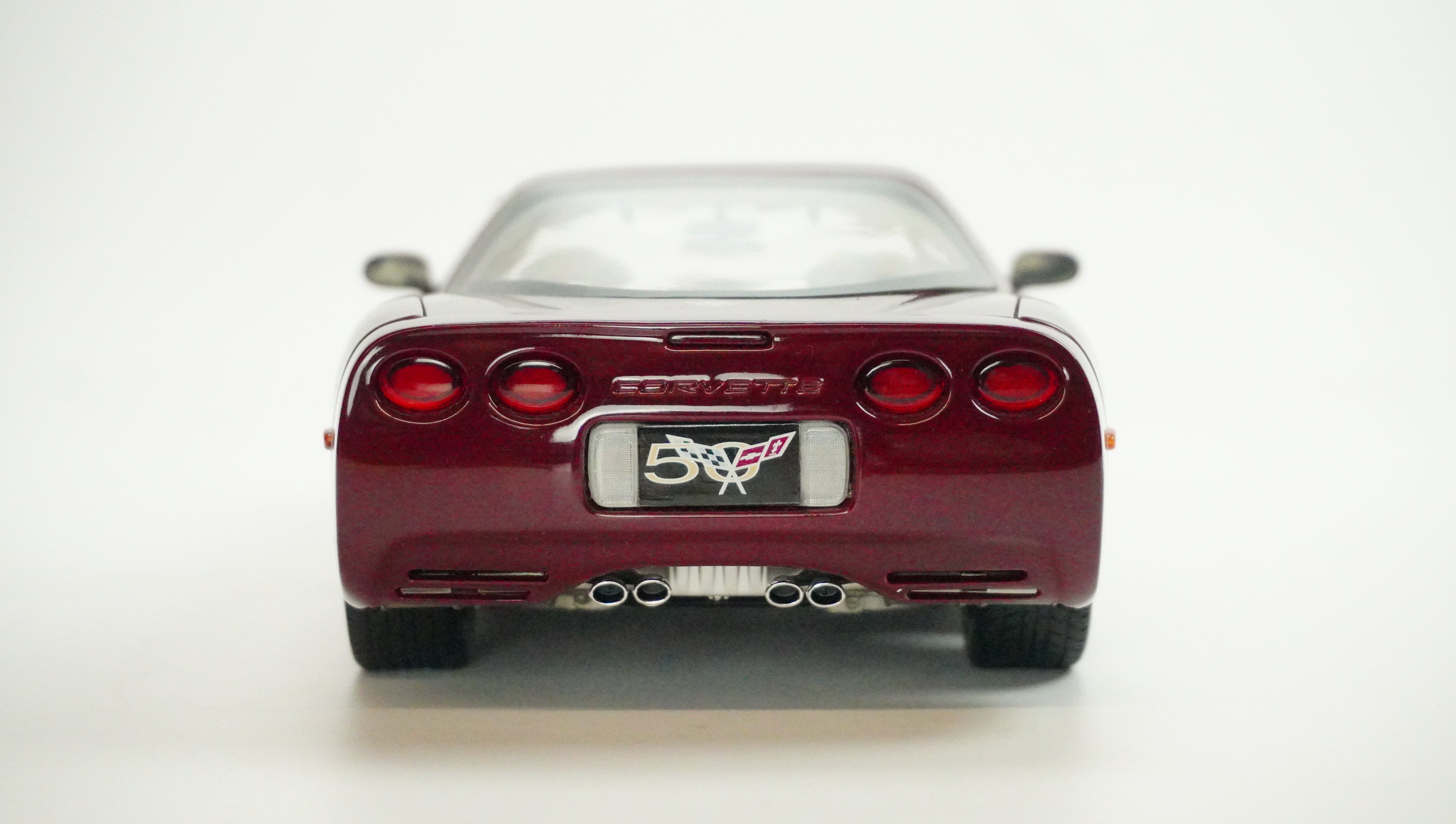 Chevrolet Corvette 50th Anniversary 2002 1:18