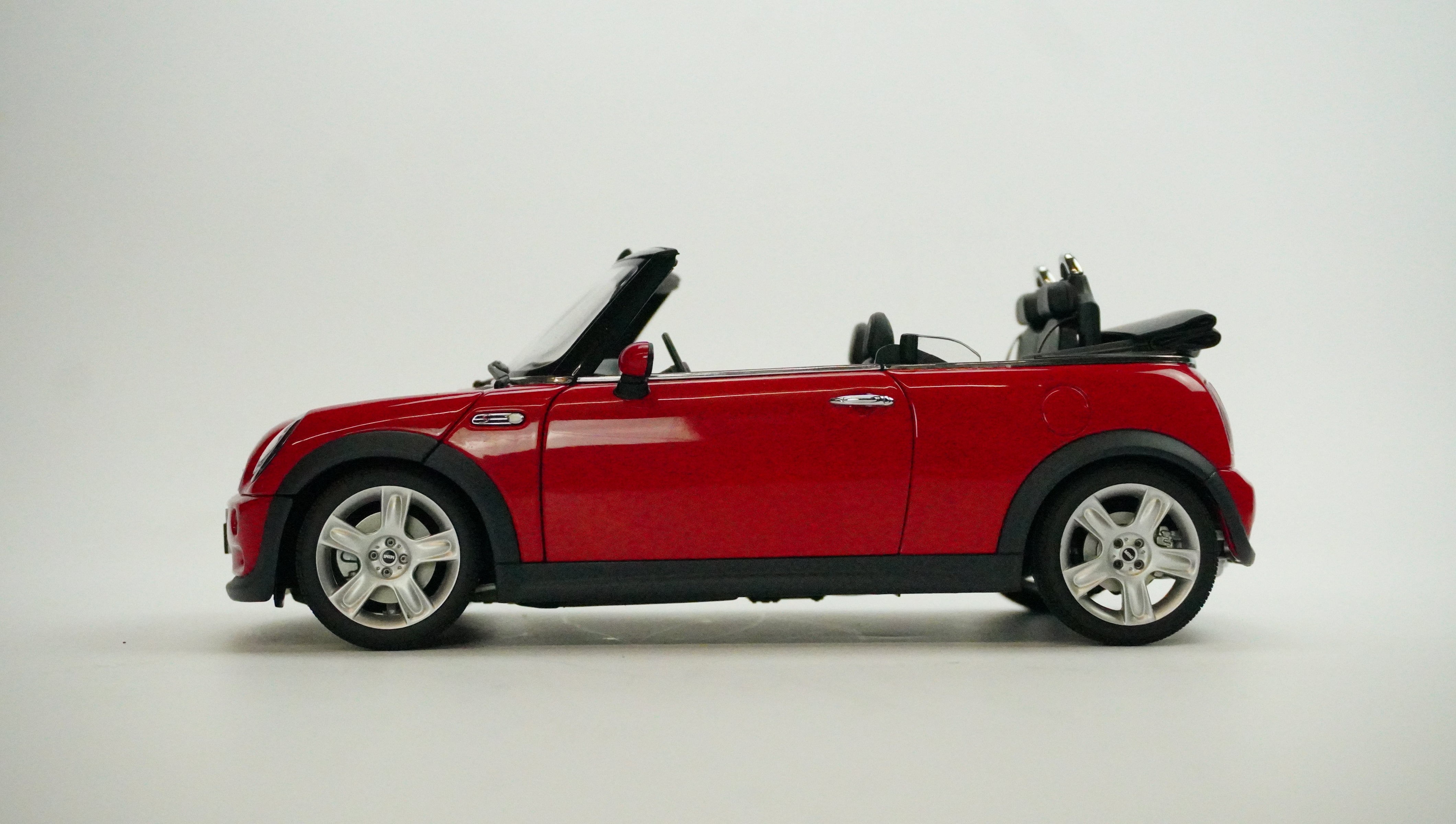 Mini Cooper S Convertible 2006 1:18