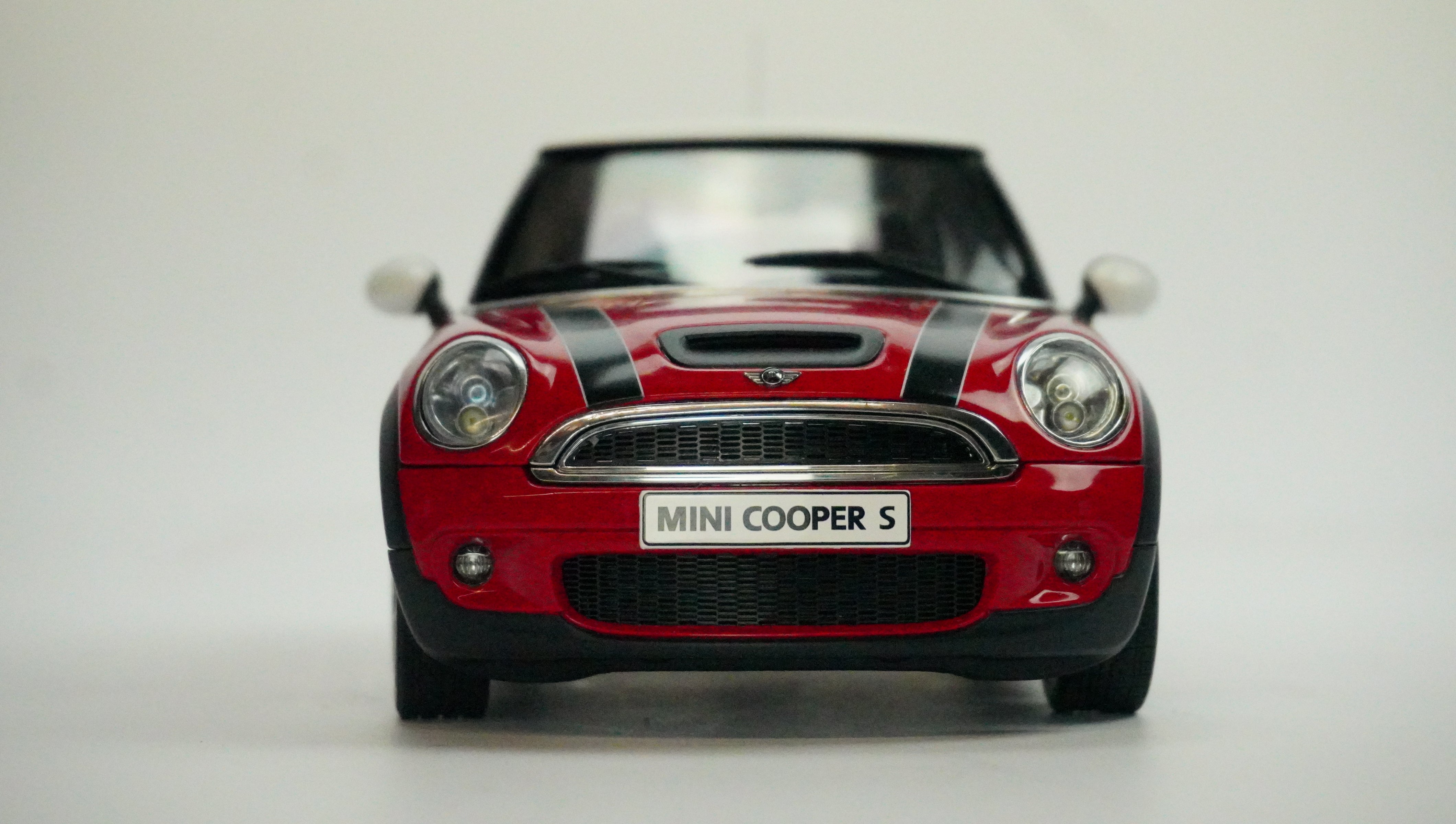 Mini Cooper S 2006 1:18