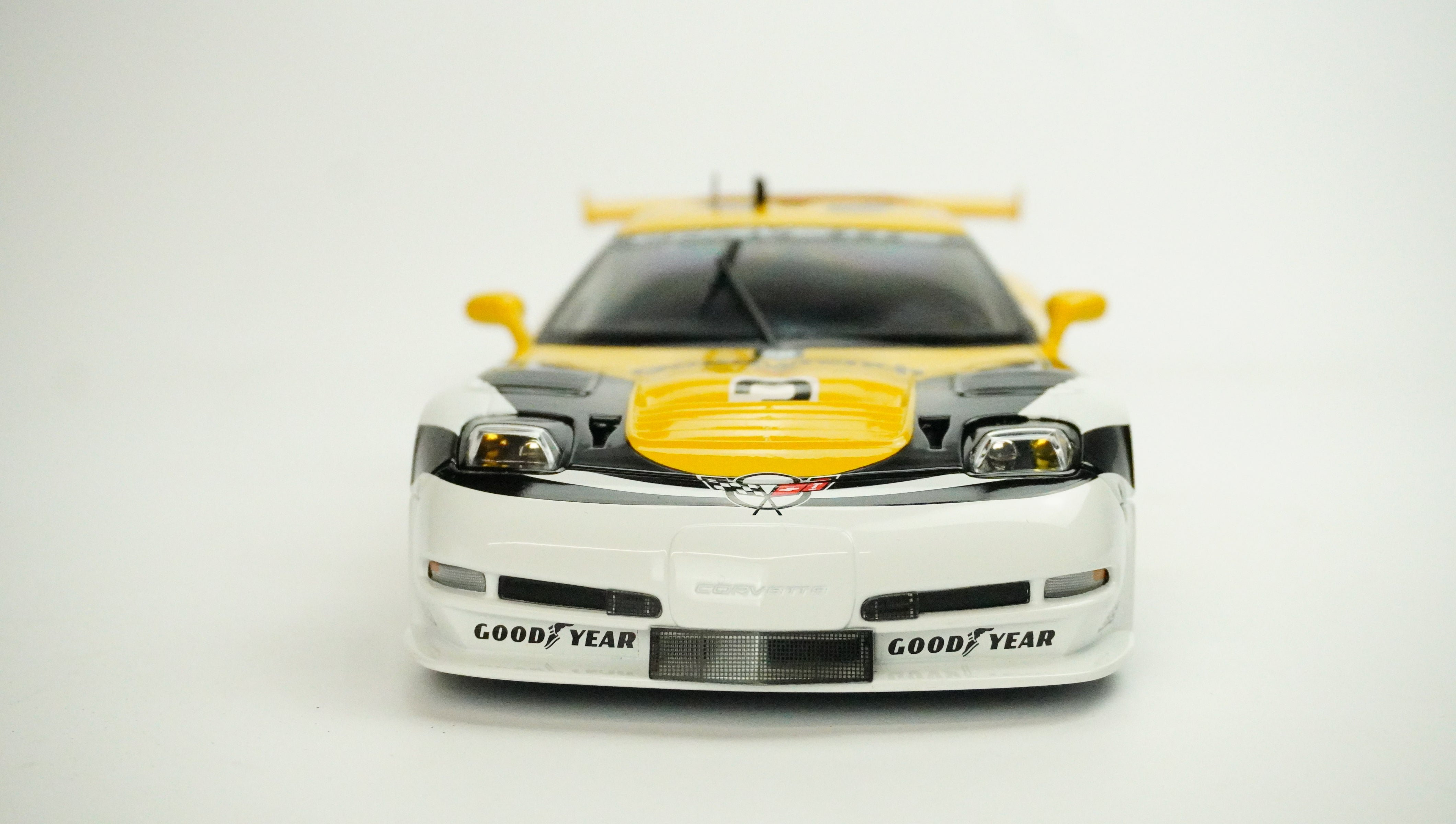 Chevrolet Corvette C5-R Racing No.3 1:18