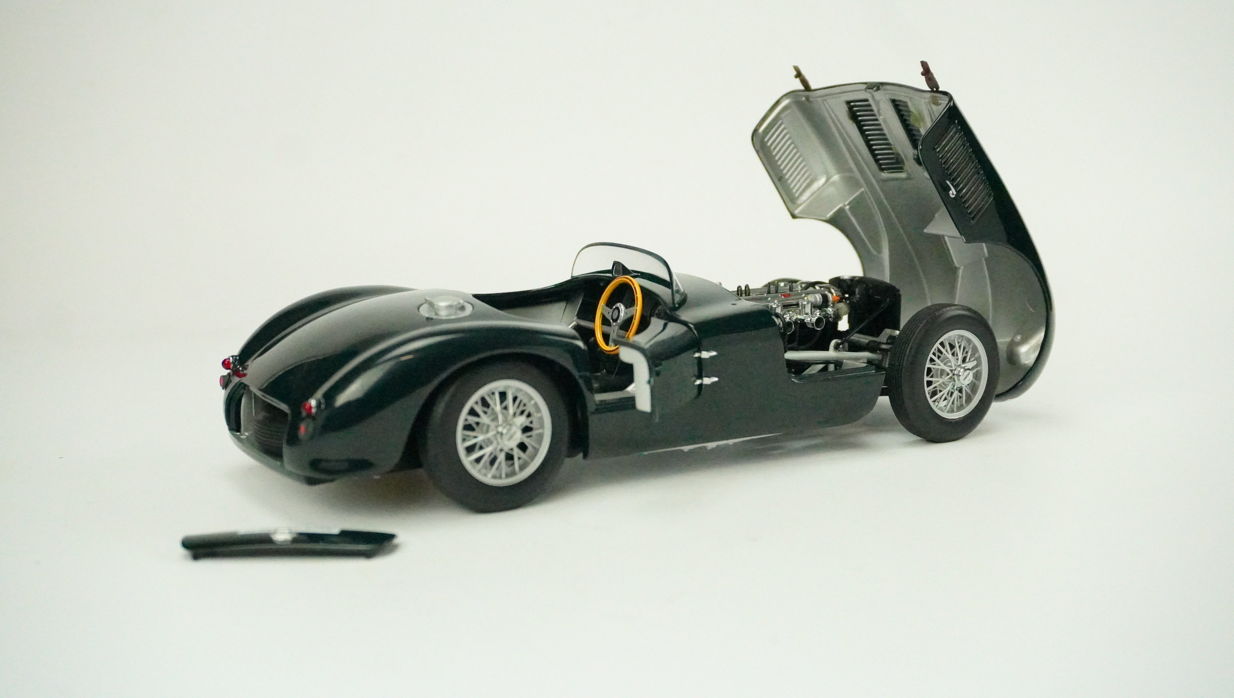 Jaguar C-Type Spyder 1:18