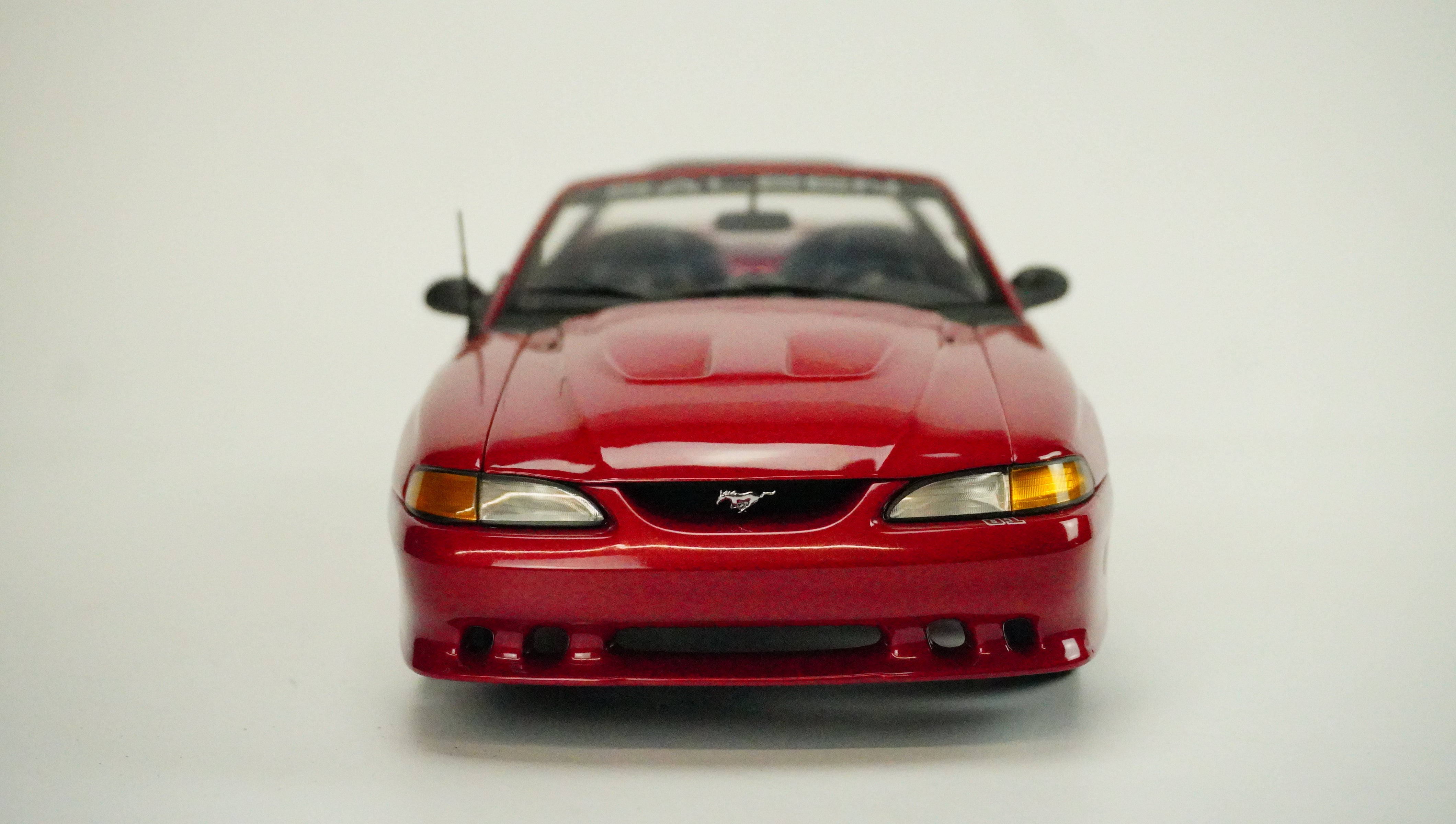 Mustang S351 Saleen Spider 1:18