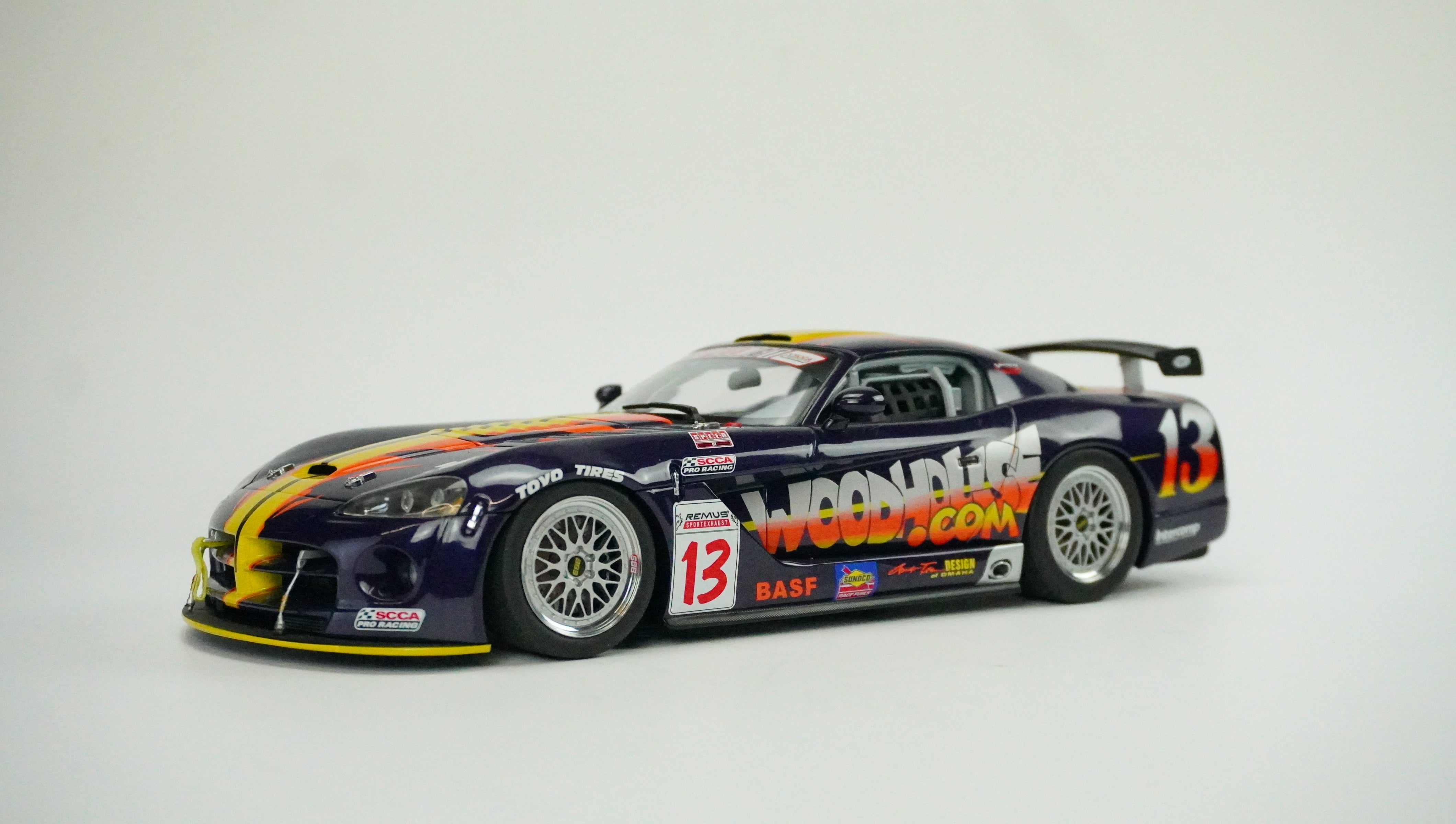 Dodge Viper Competition Coupé Racing Nr.13 2003 1:18