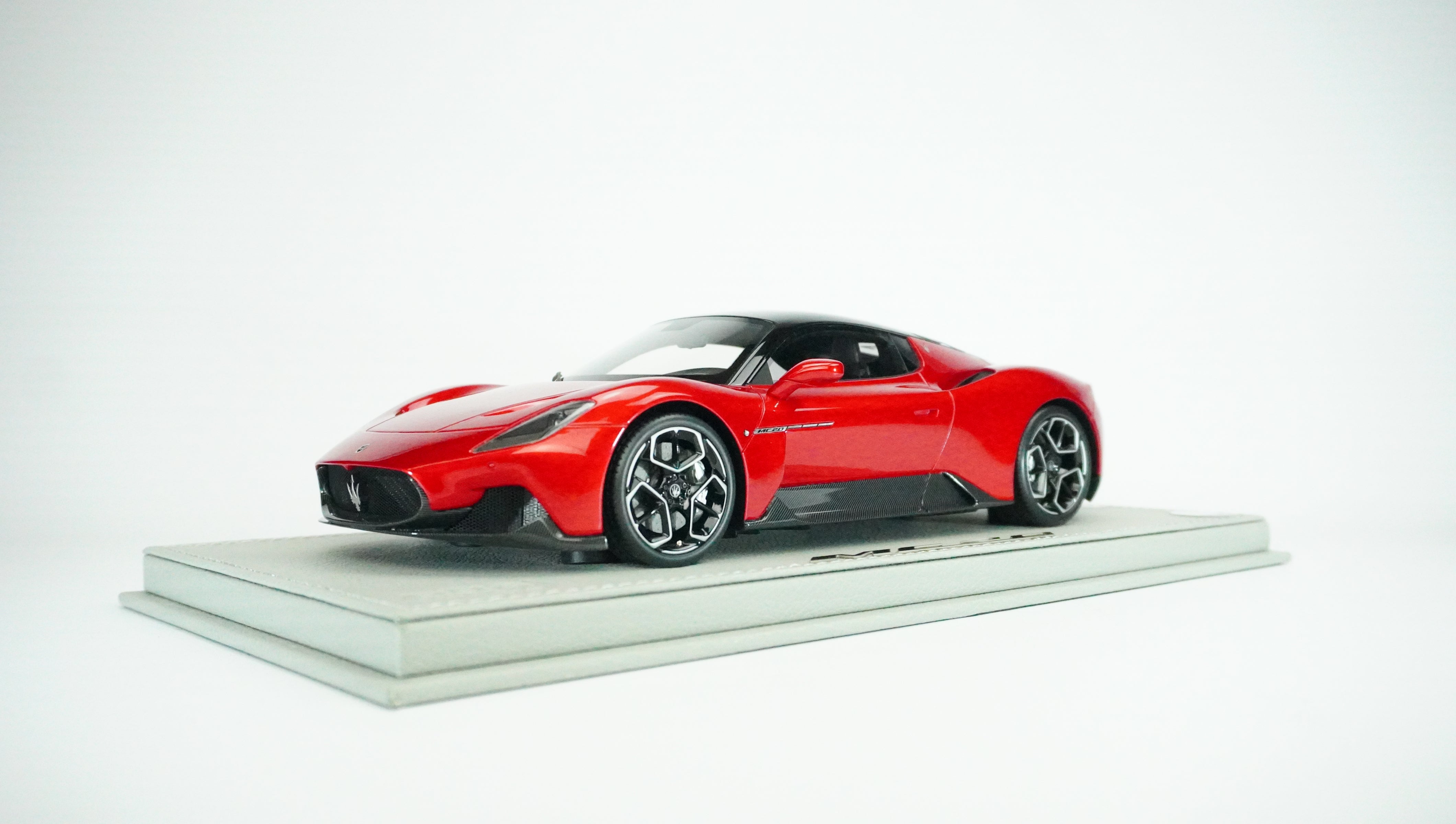 Maserati MC 20 Limited (incl. Showcase) 1:18