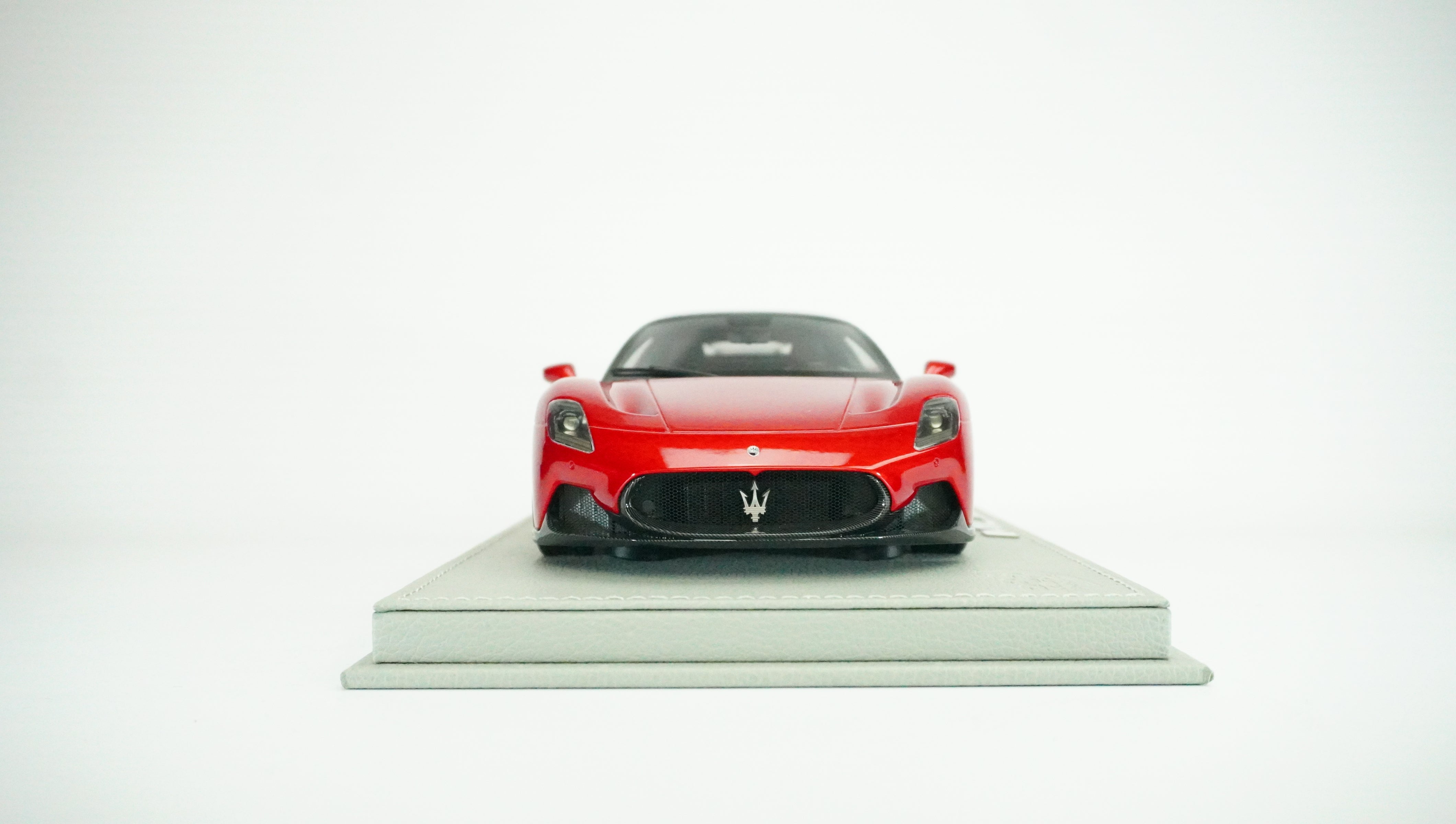 Maserati MC 20 Limited (incl. Showcase) 1:18