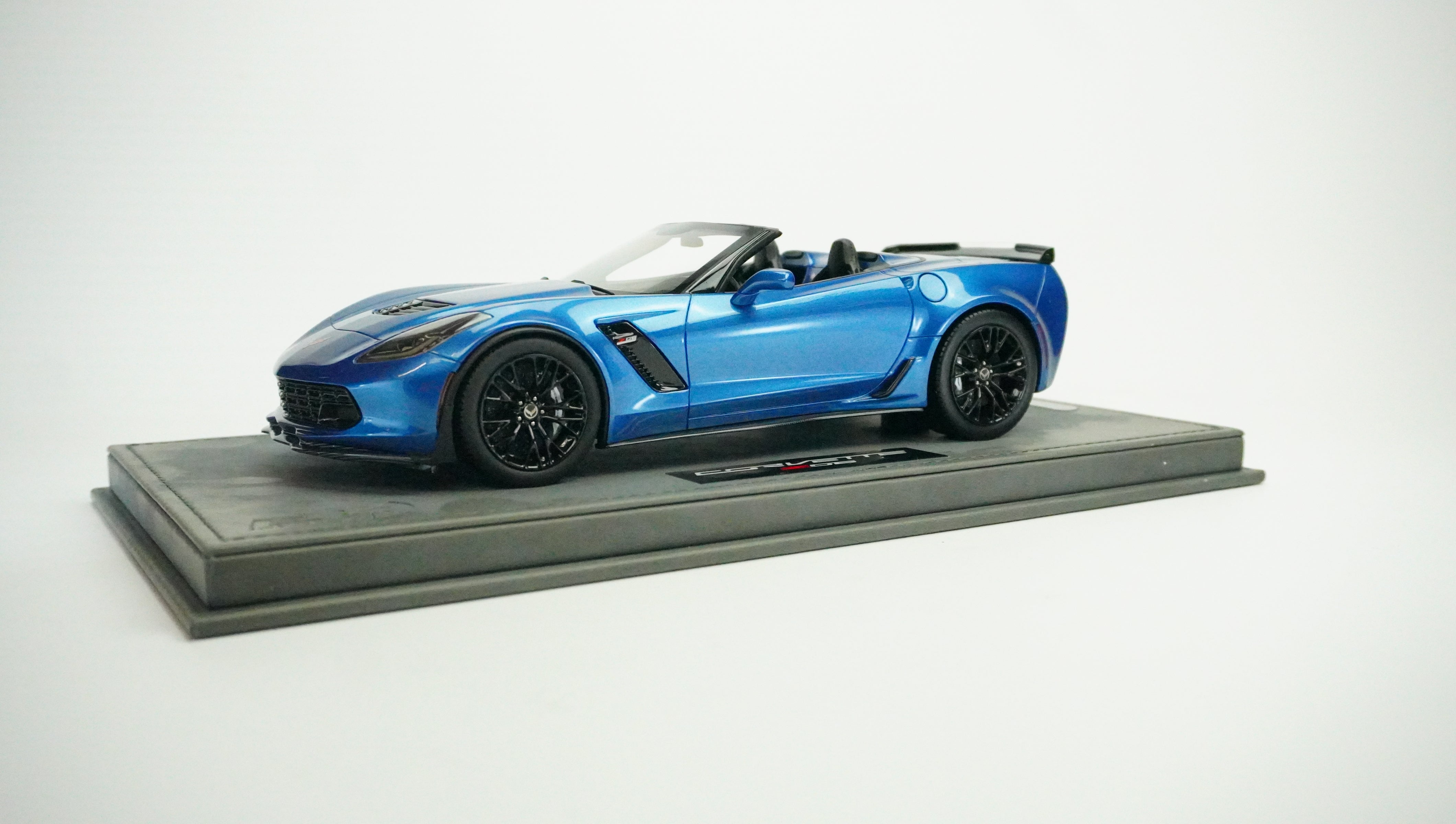 Chevrolet Corvette Z06 Spider Limited (without box) 2014 1:18