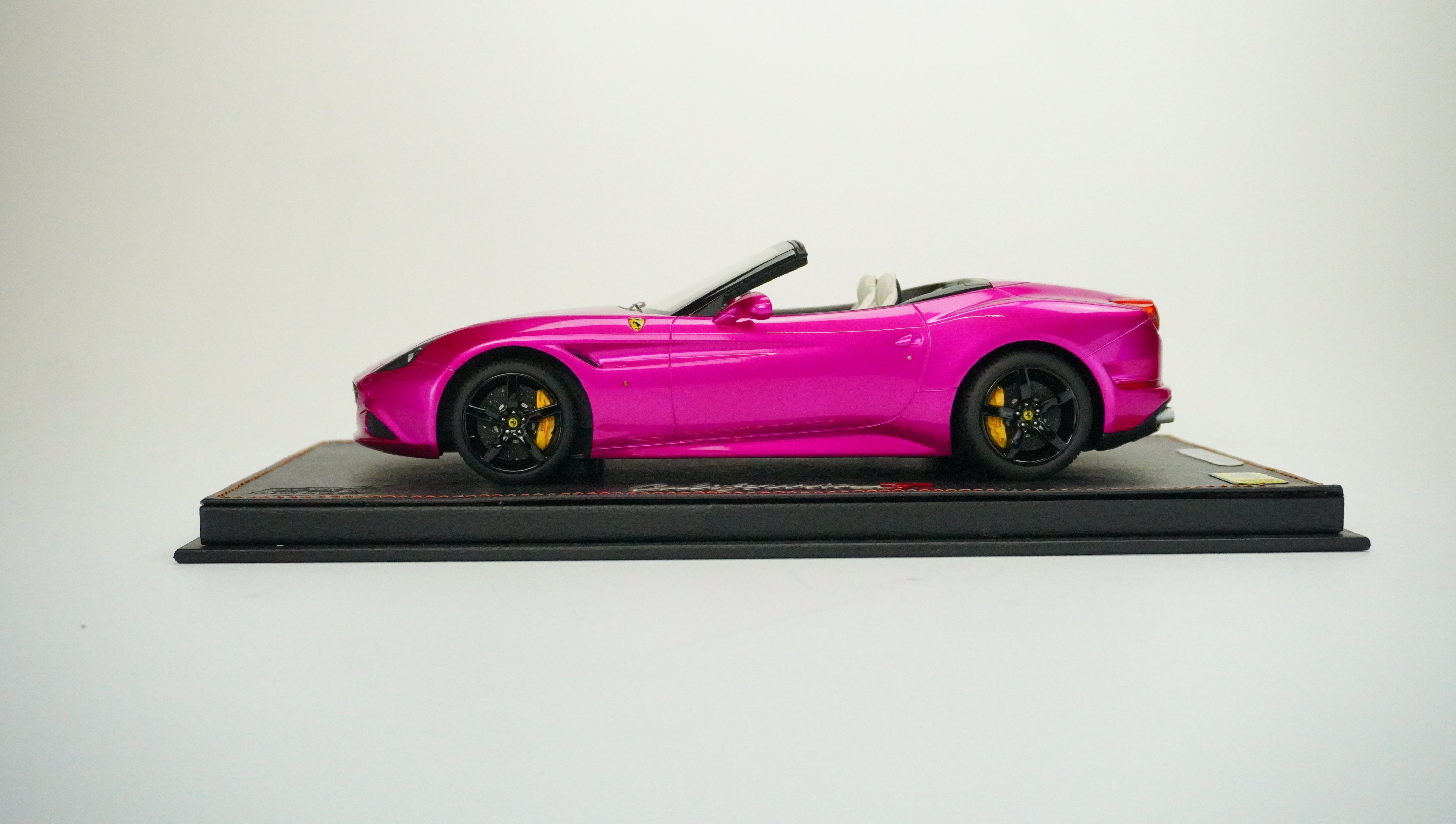 Ferrari California T Convertible Limited (incl. Showcase) 1:18