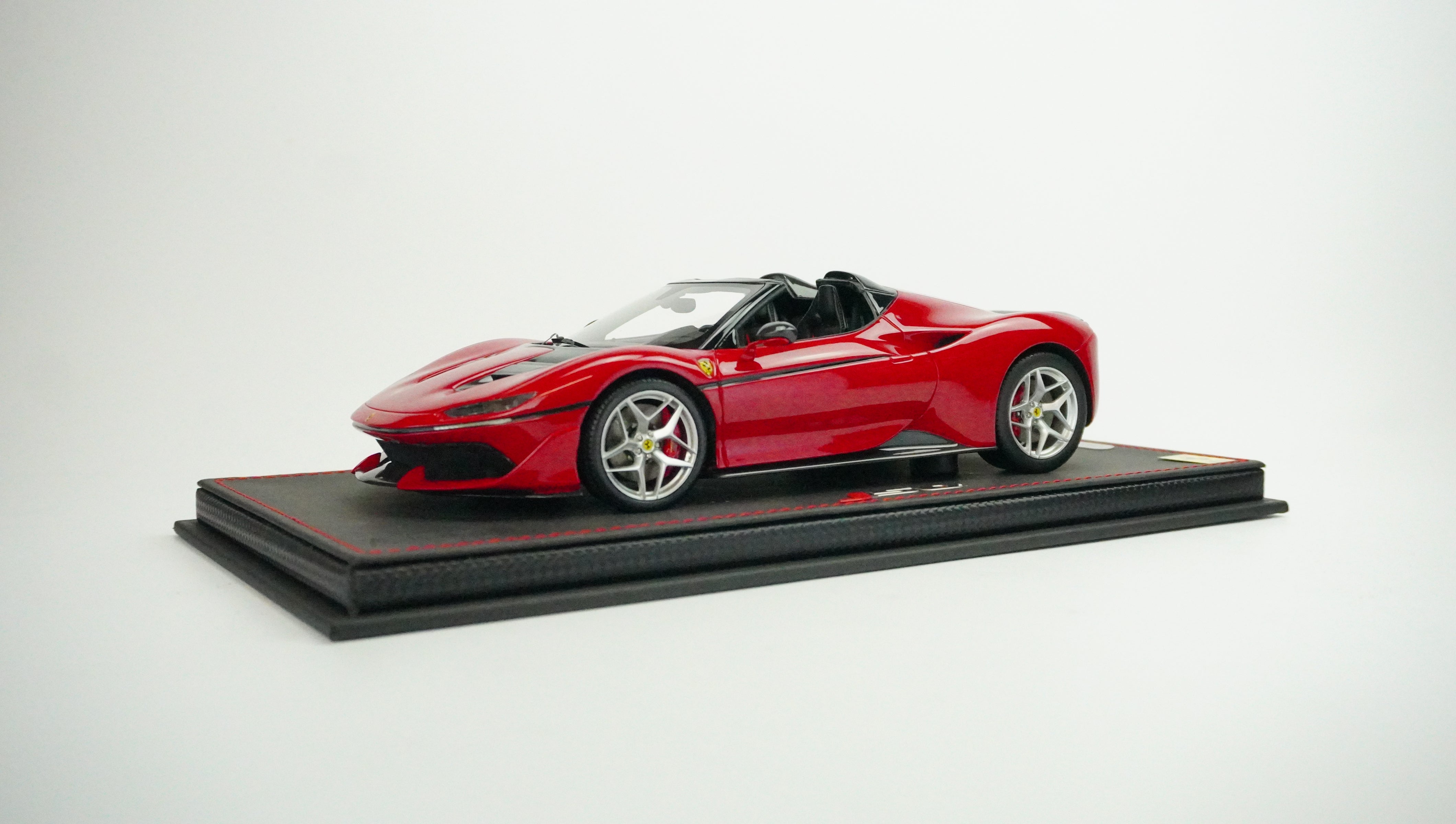 Ferrari J50 Spider Limited (without box) 2016 1:18