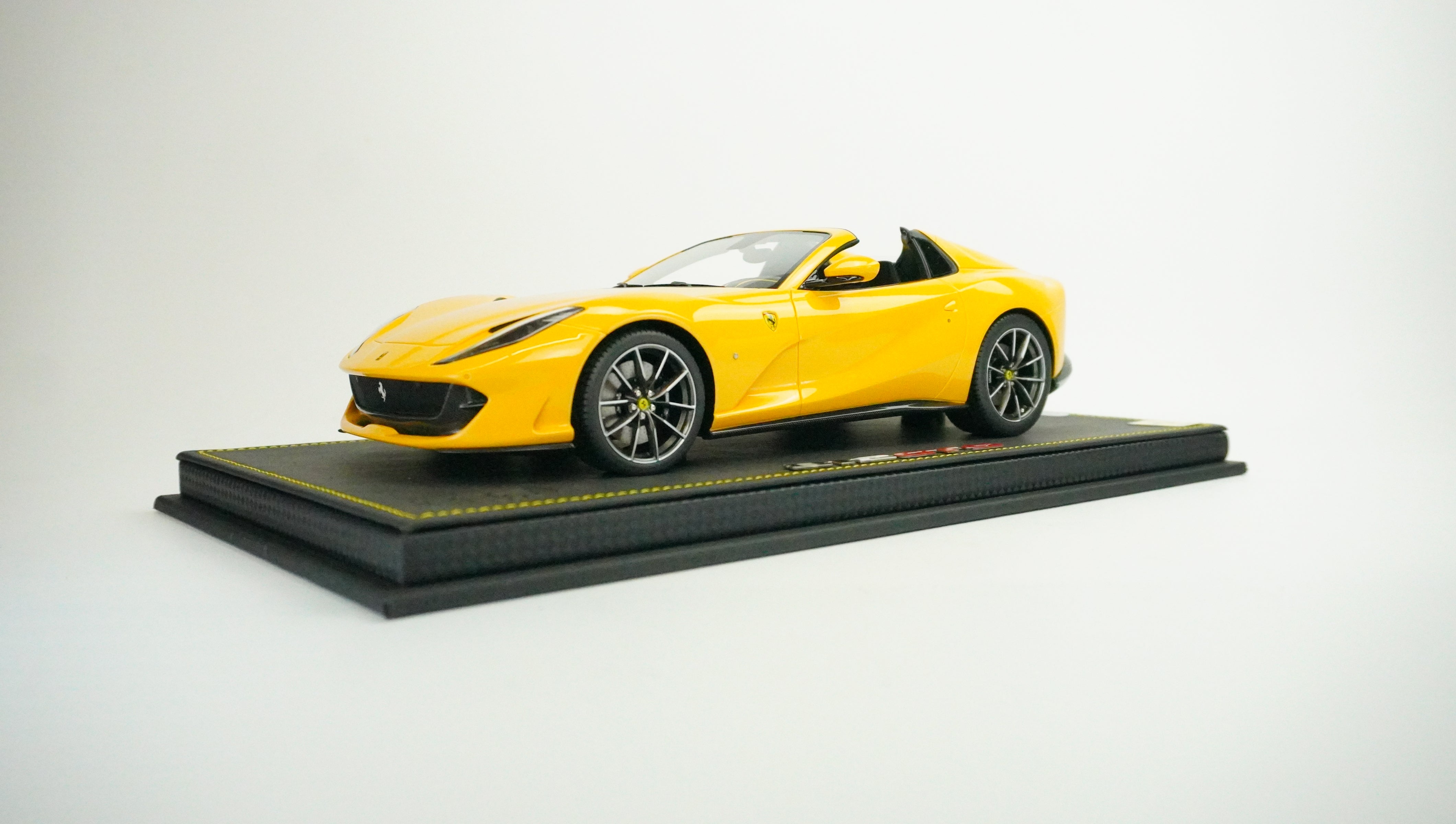 Ferrari 812 GTS Spider Limited (incl. Showcase) 2019 1:18