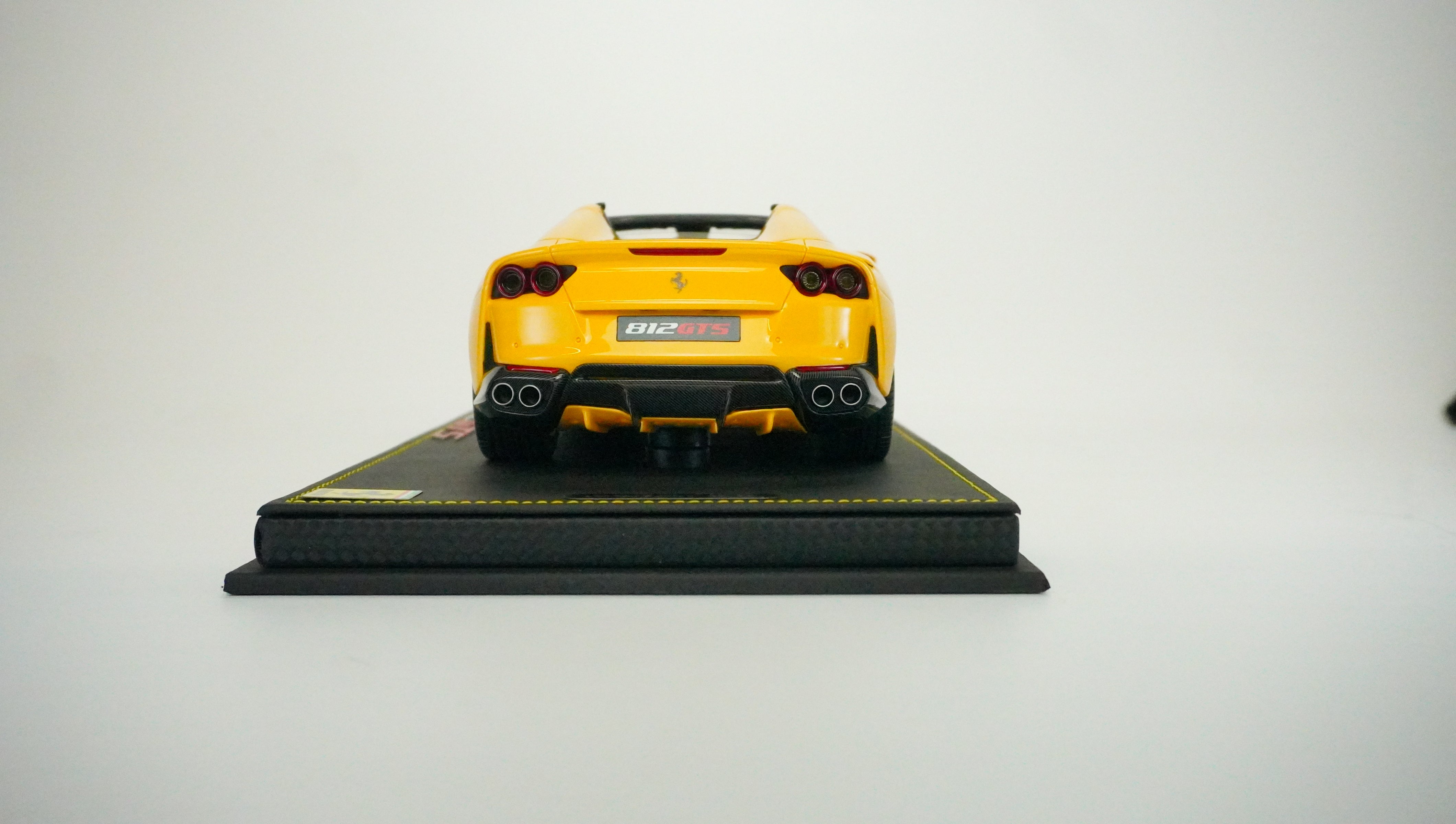 Ferrari 812 GTS Spider Limited (incl. Showcase) 2019 1:18