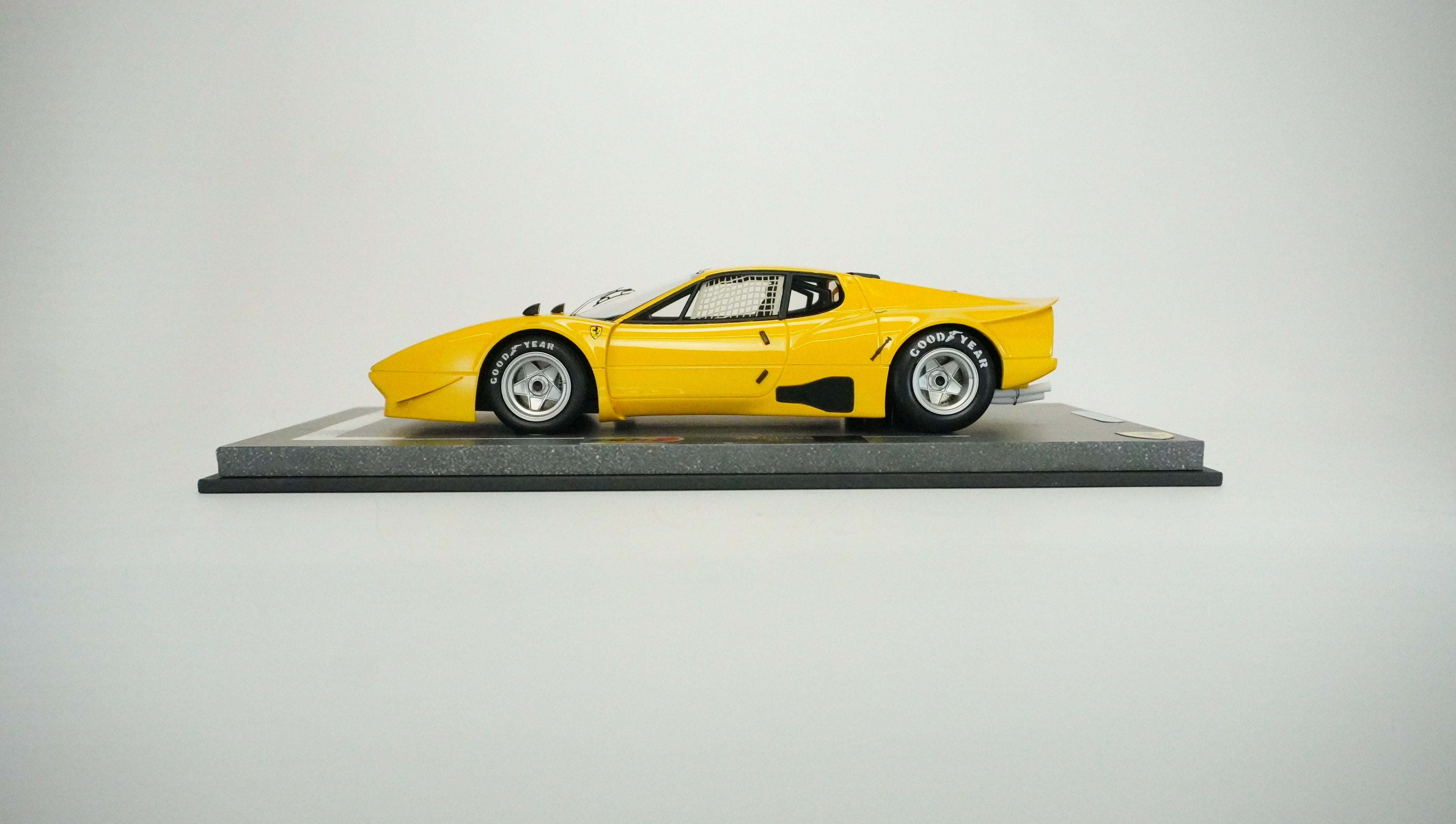 Ferrari 365 GT4/BB Limited (incl. Showcase) 1975 1:18