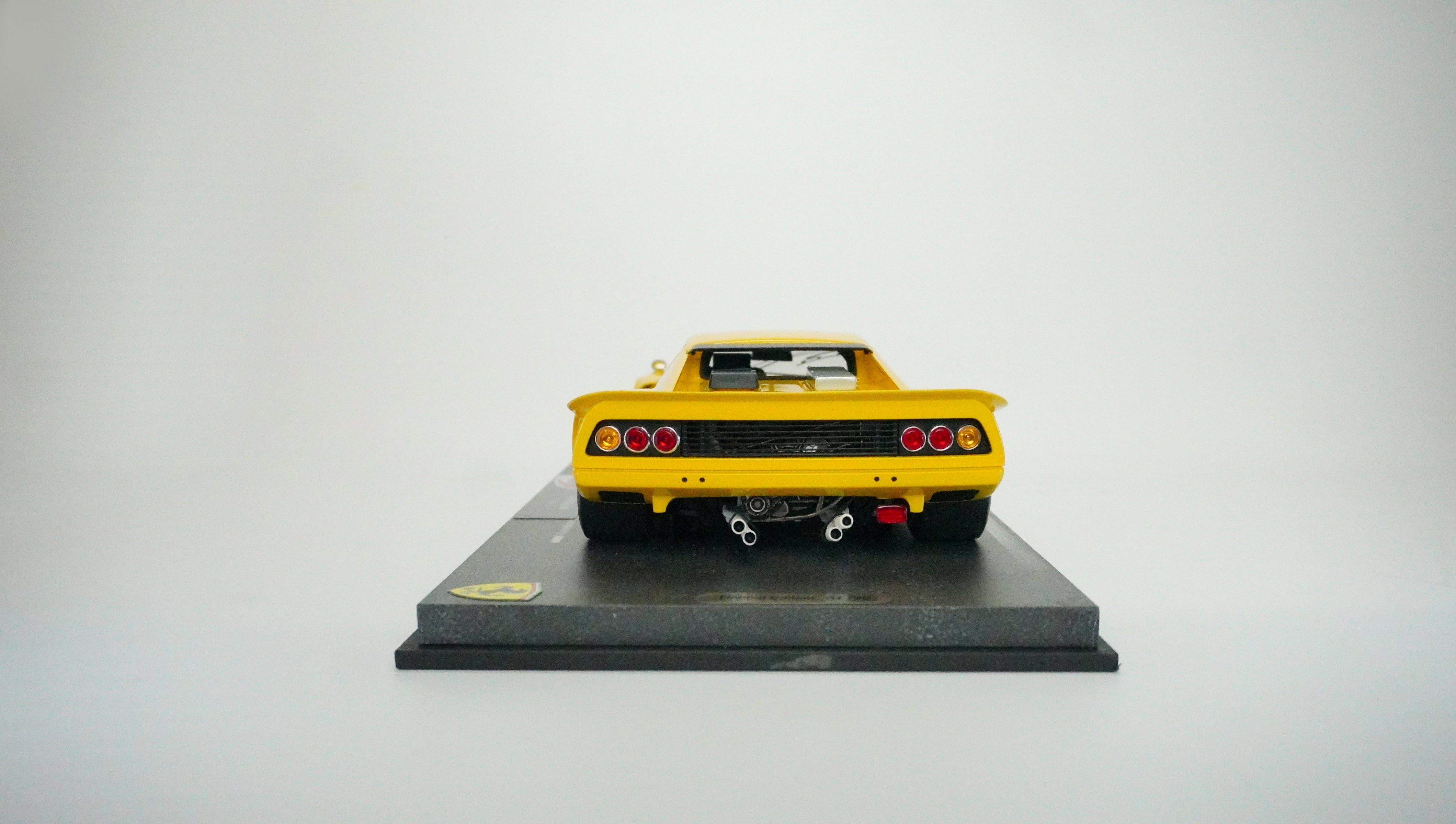 Ferrari 365 GT4/BB Limited (incl. Showcase) 1975 1:18