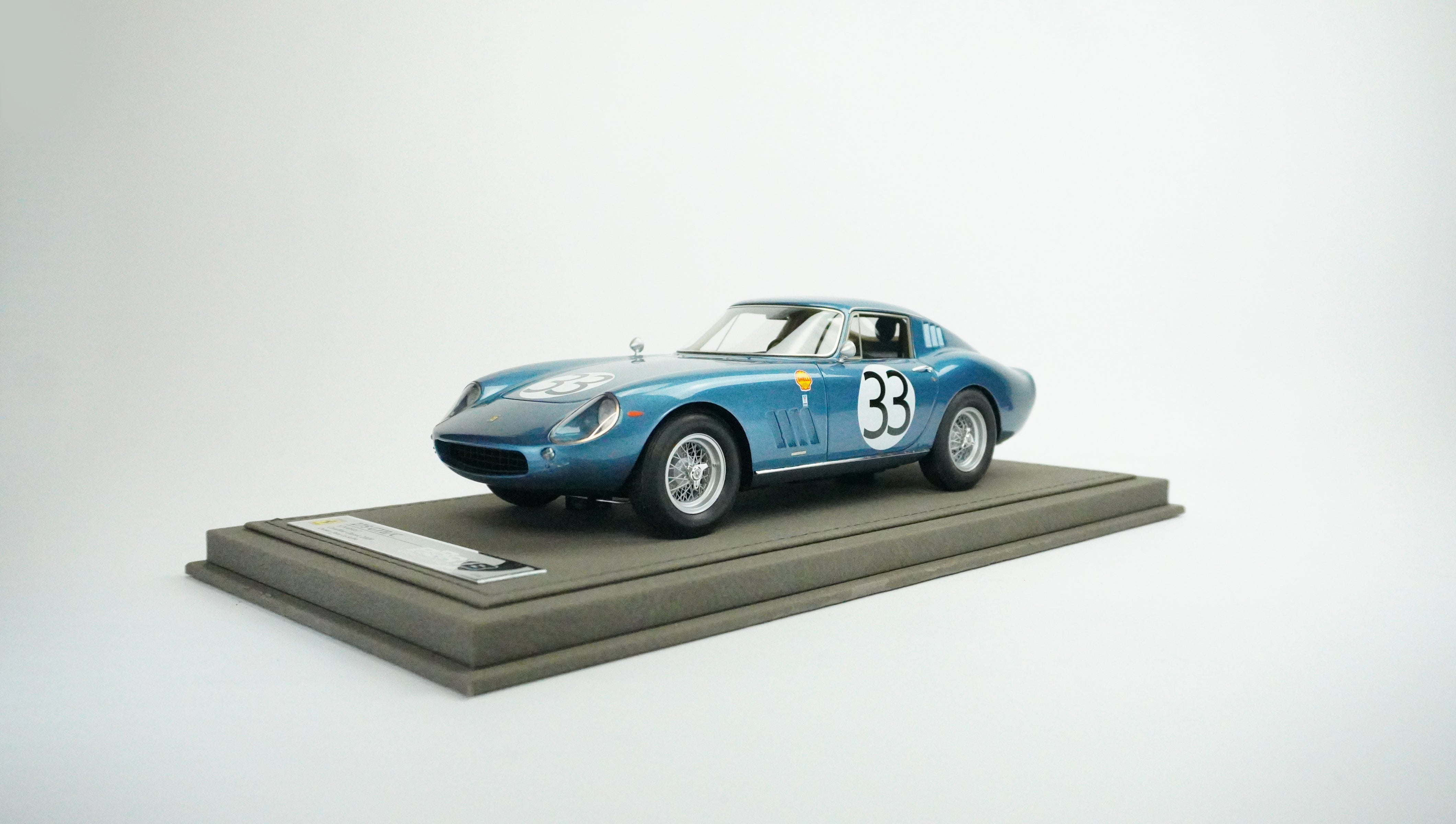 Ferrari 275 GTB/C No.33 Limited (incl. Showcase) 1:18