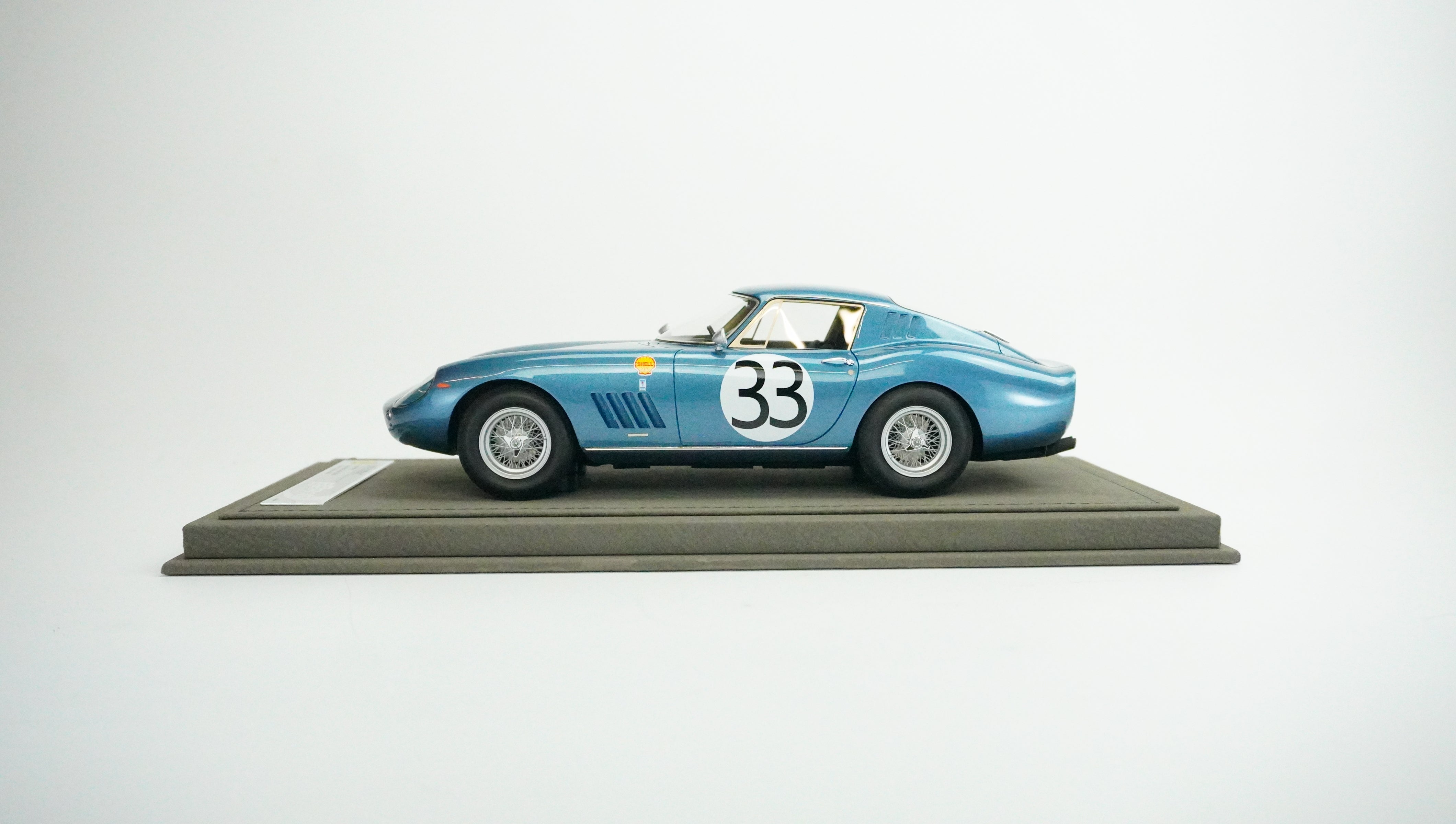 Ferrari 275 GTB/C No.33 Limited (incl. Showcase) 1:18