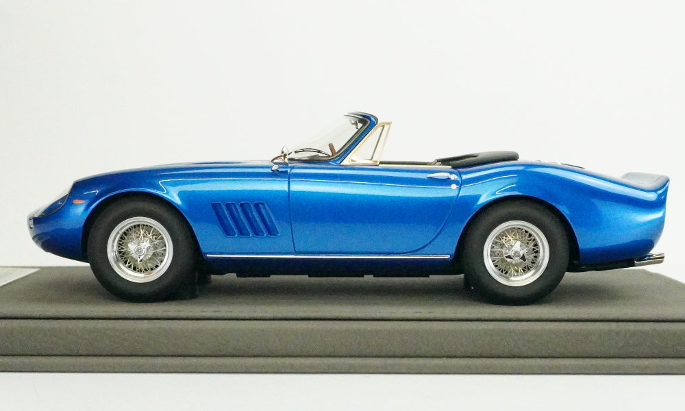 Ferrari 275 GTS/4 N.A.R.T. Convertible Limited (without box) 1967 1:18