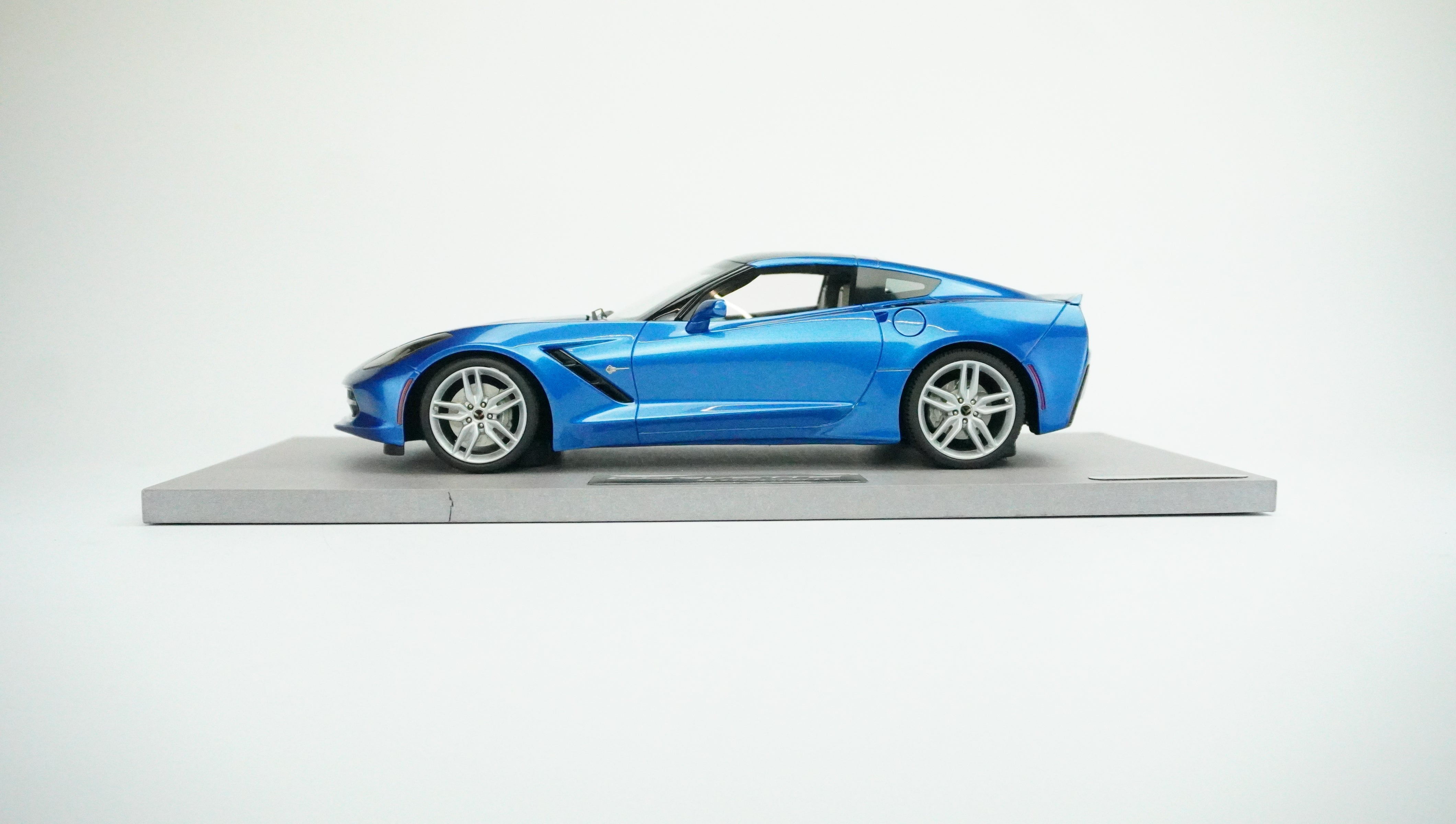Chevrolet Corvette Stingray C7 Limited (without box) 1:18