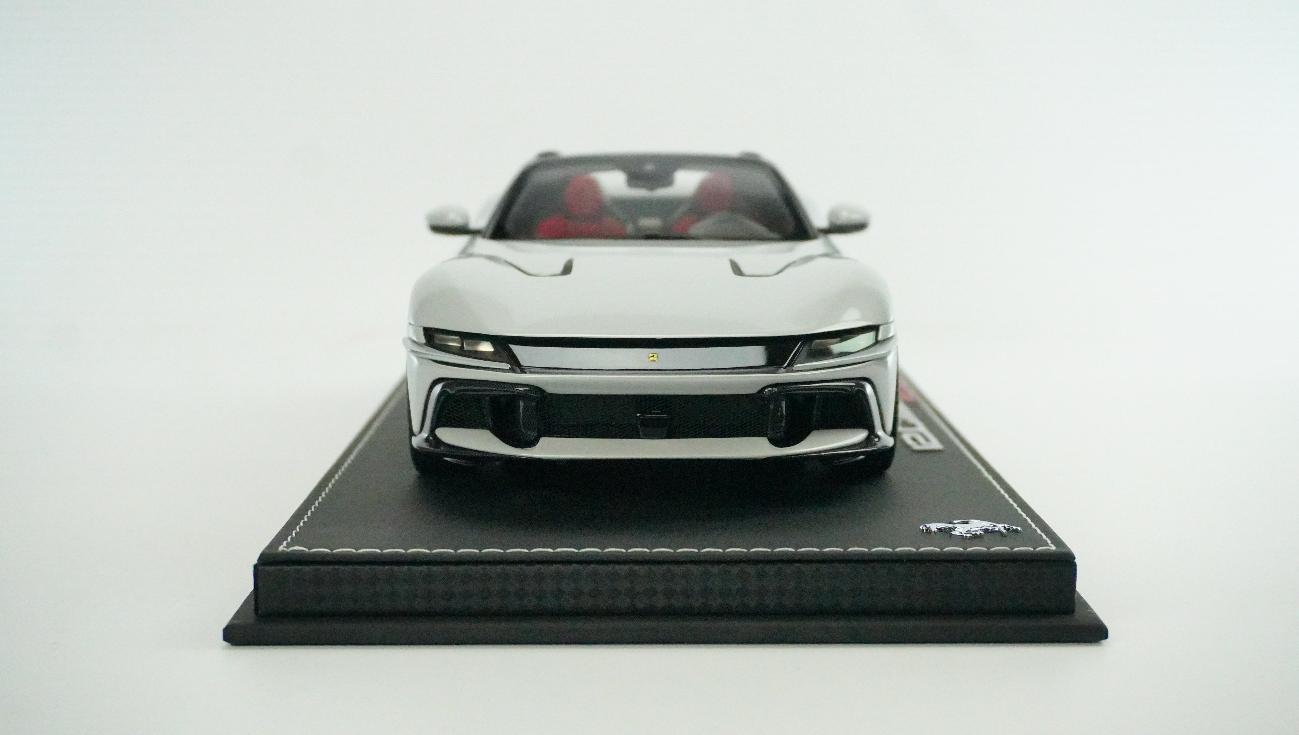 Ferrari 12Cilindri Spider V12 Limited (incl. Showcase) 1:18