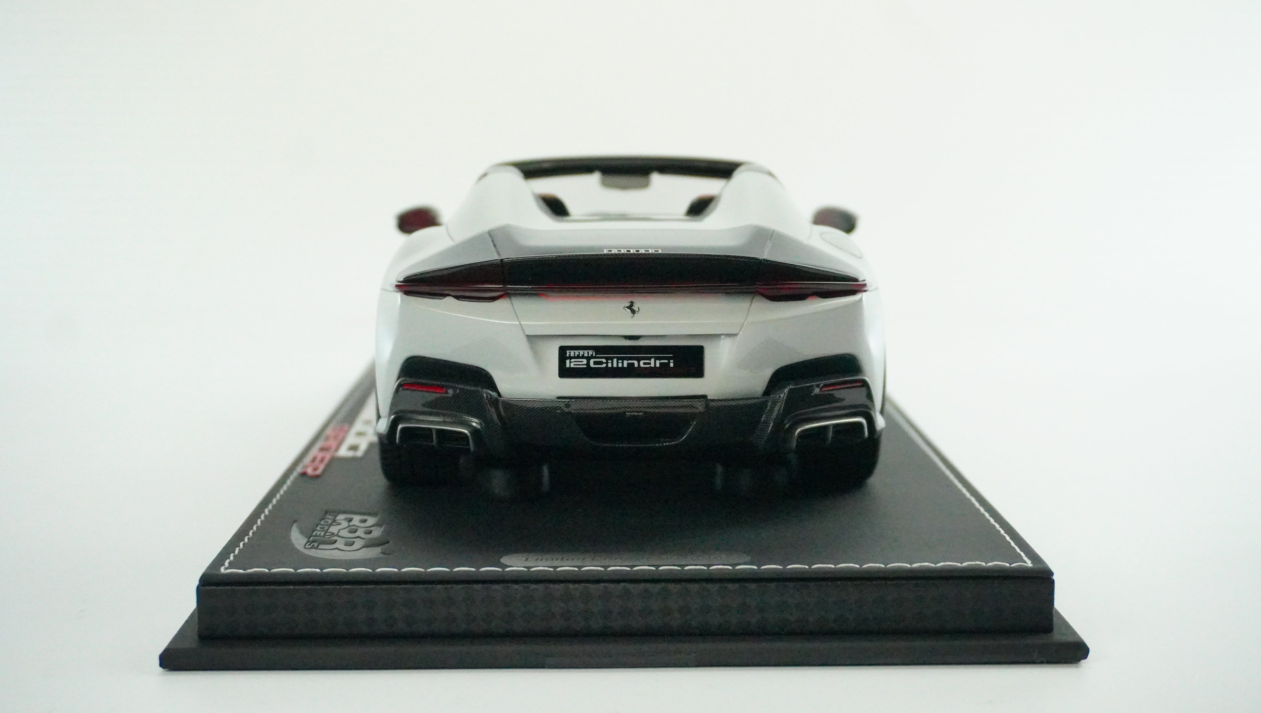 Ferrari 12Cilindri Spider V12 Limited (incl. Showcase) 1:18