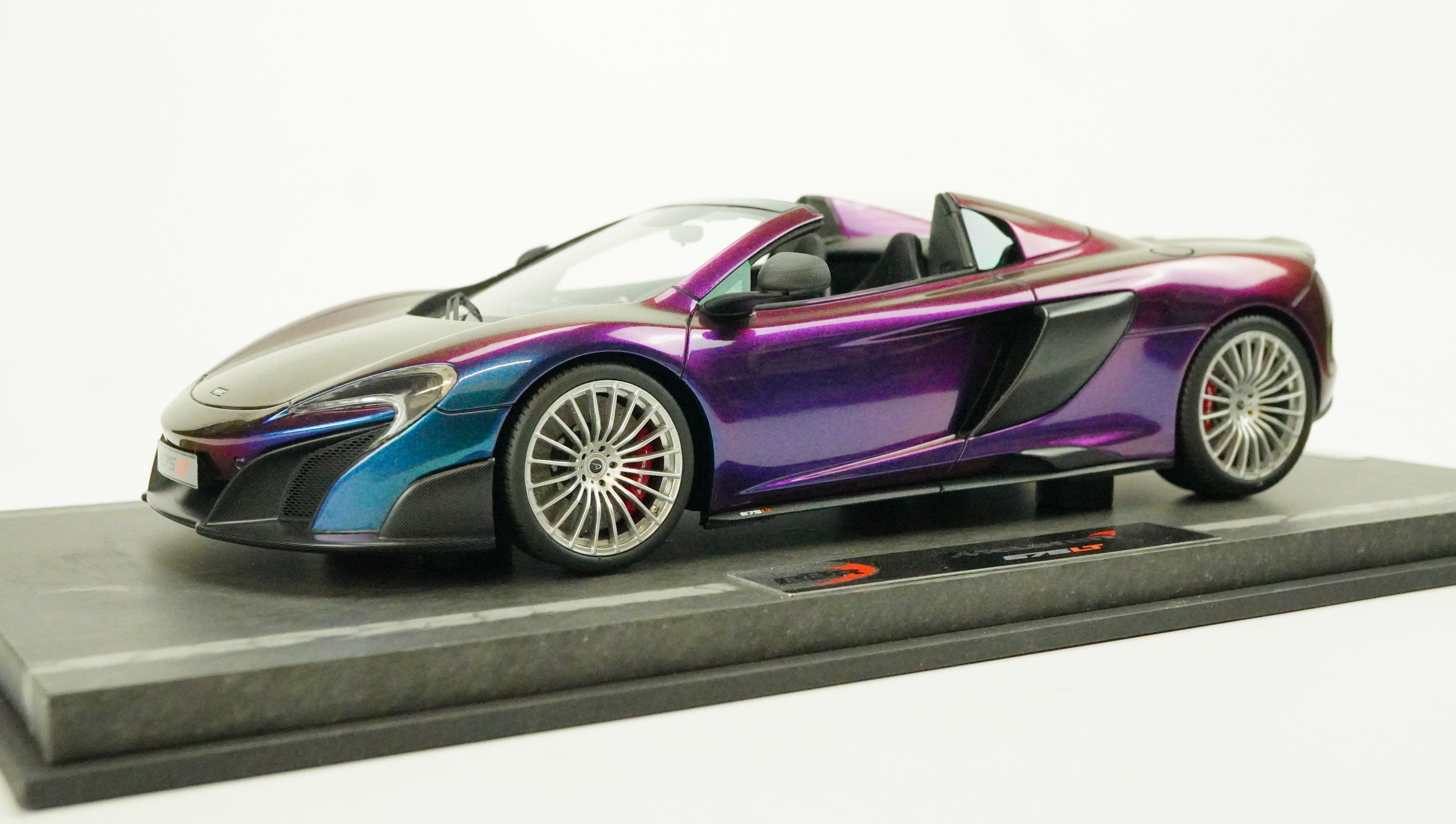 McLaren 675LT Spider Limited 2016 1:18