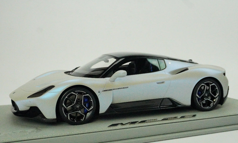 Maserati MC20 Coupé 2020 1:18