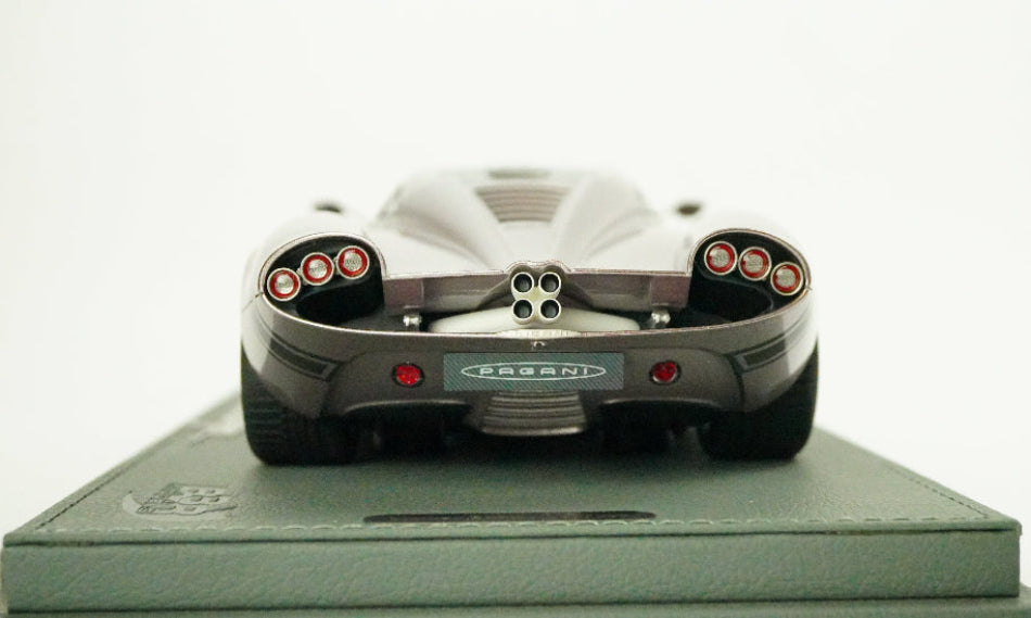 Pagani Huayra Codalunga Hot Silber
