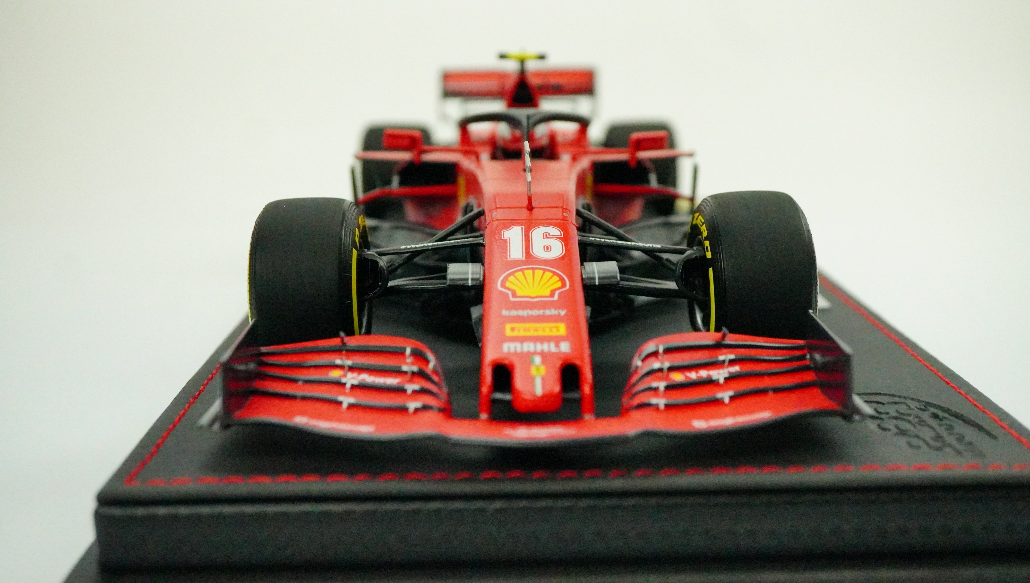 Ferrari F1 SF1000 "C.Leclerc" Limited (incl. Showcase) 2020 1:18