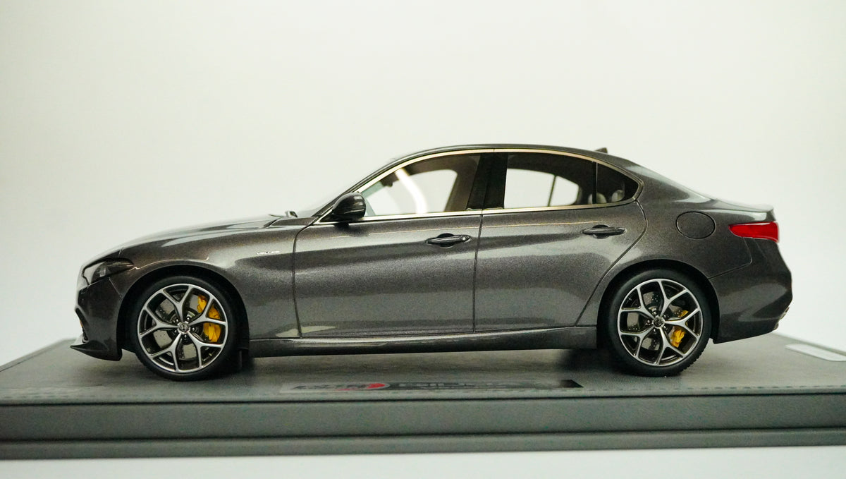 Automodelle Sammler  1:18 Modelcarshop Top
