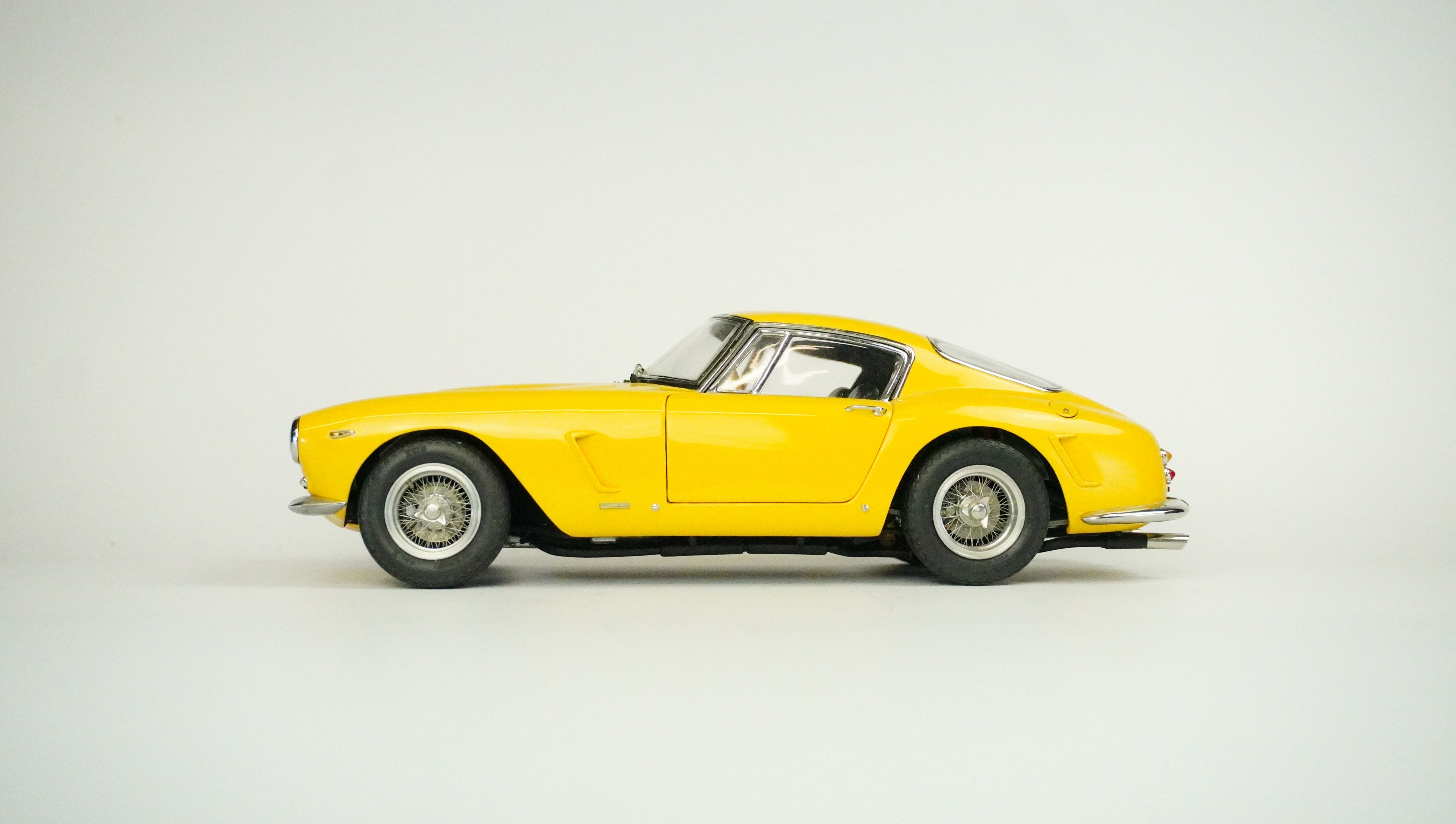 Ferrari 250 GT Limited (without original packaging) 1:18