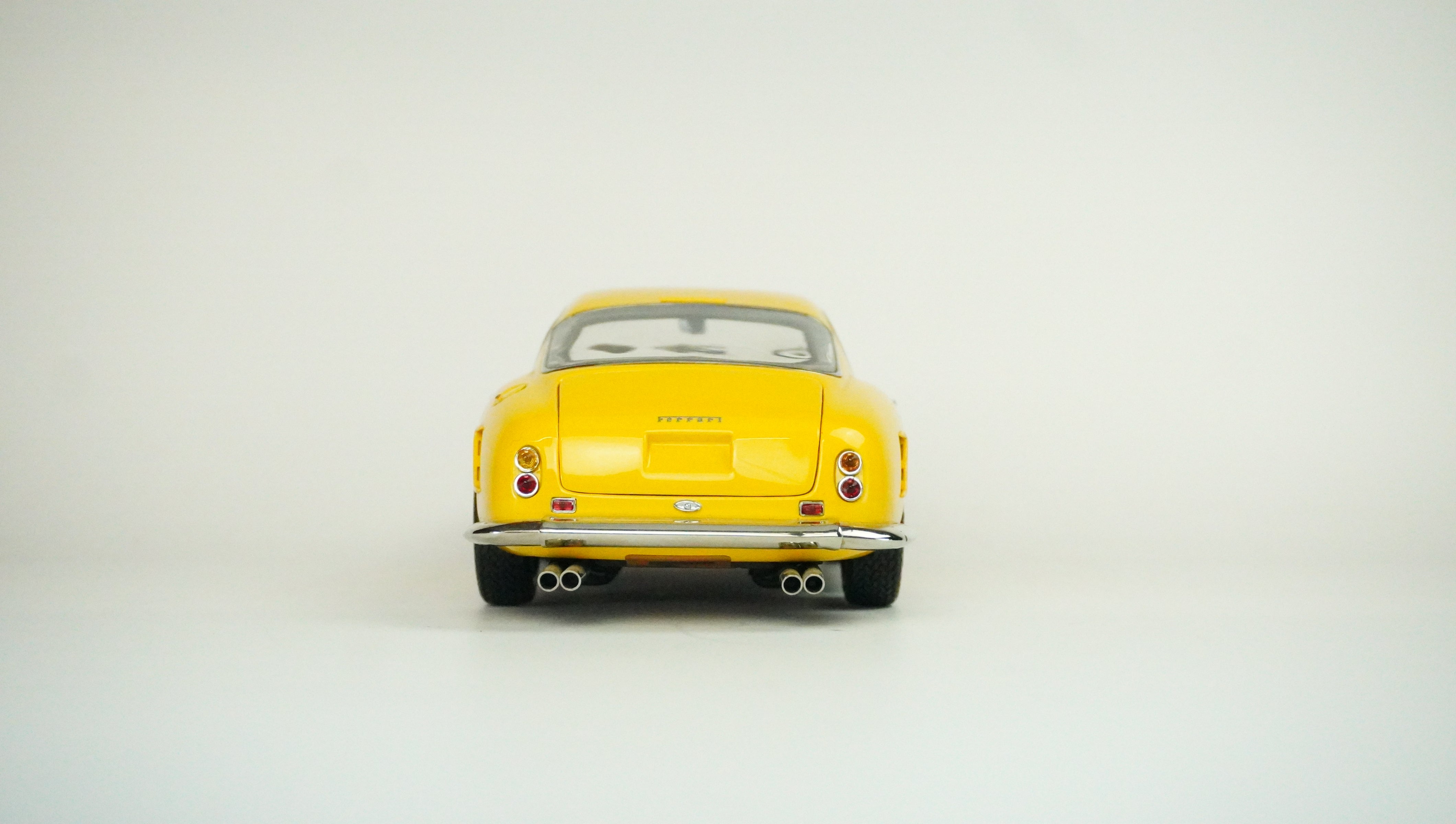 Ferrari 250 GT Limited (without original packaging) 1:18
