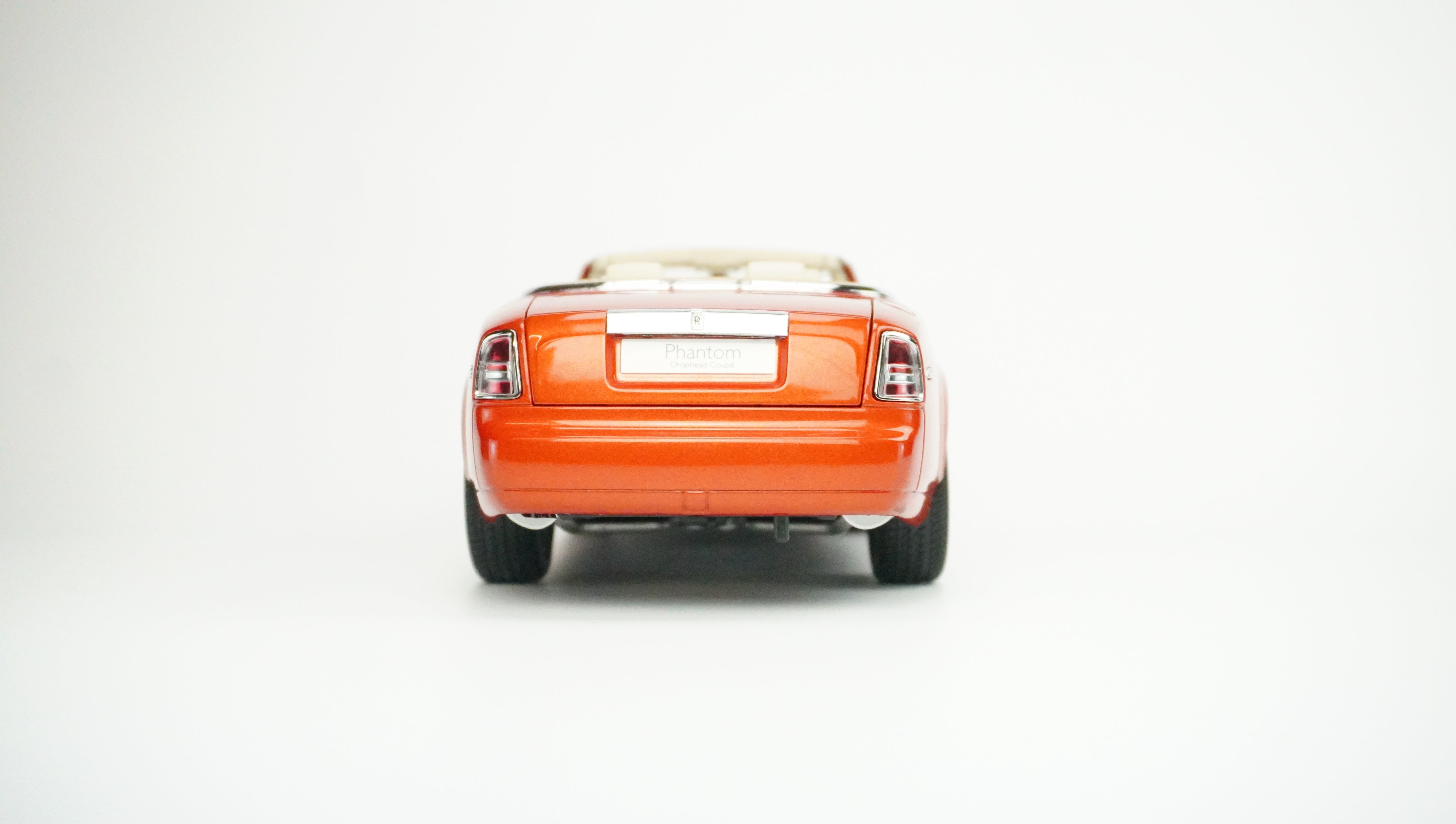 Rolls Royce Phantom Carbrio 1:18