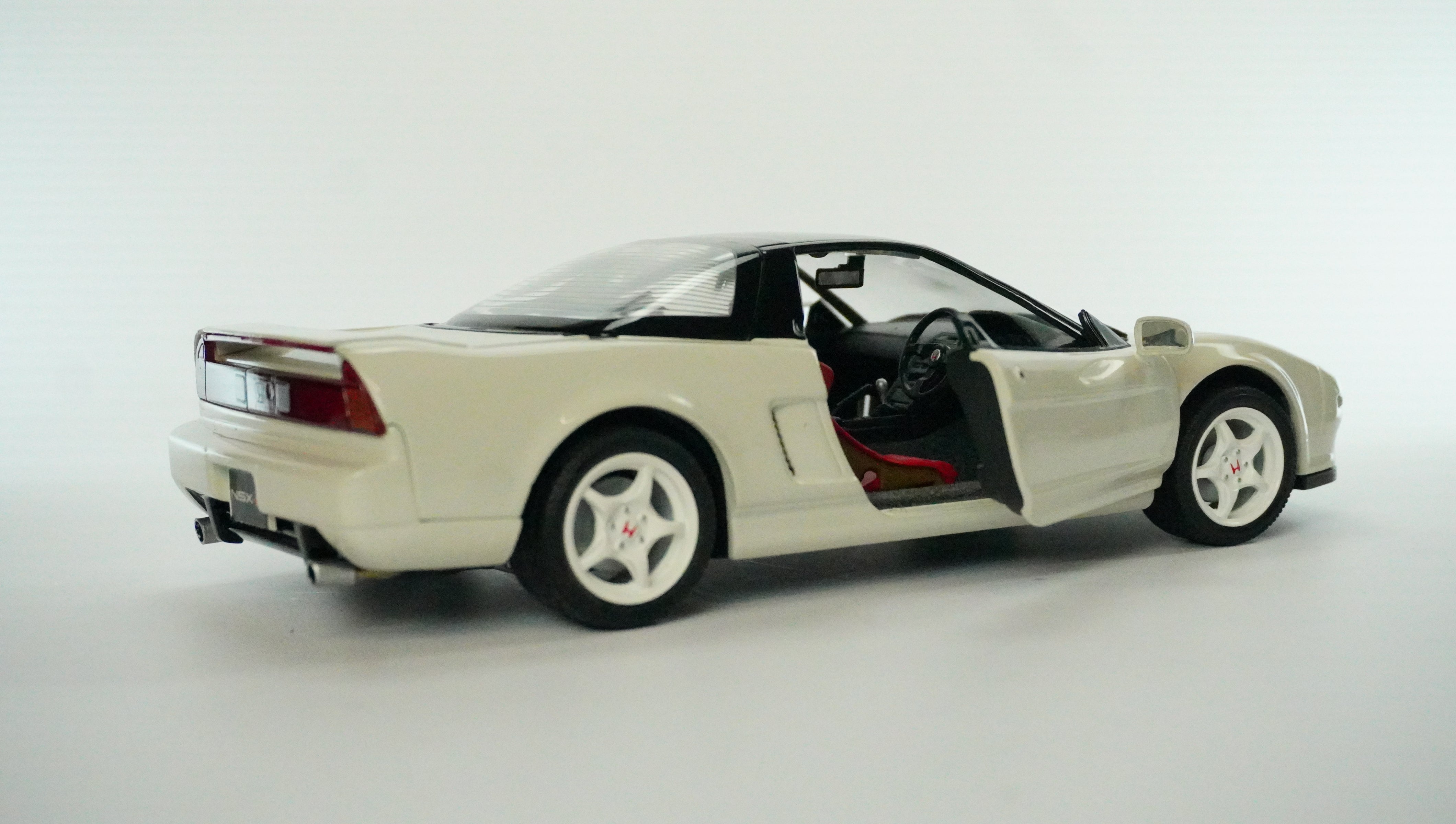 Honda NSX-R 1:18