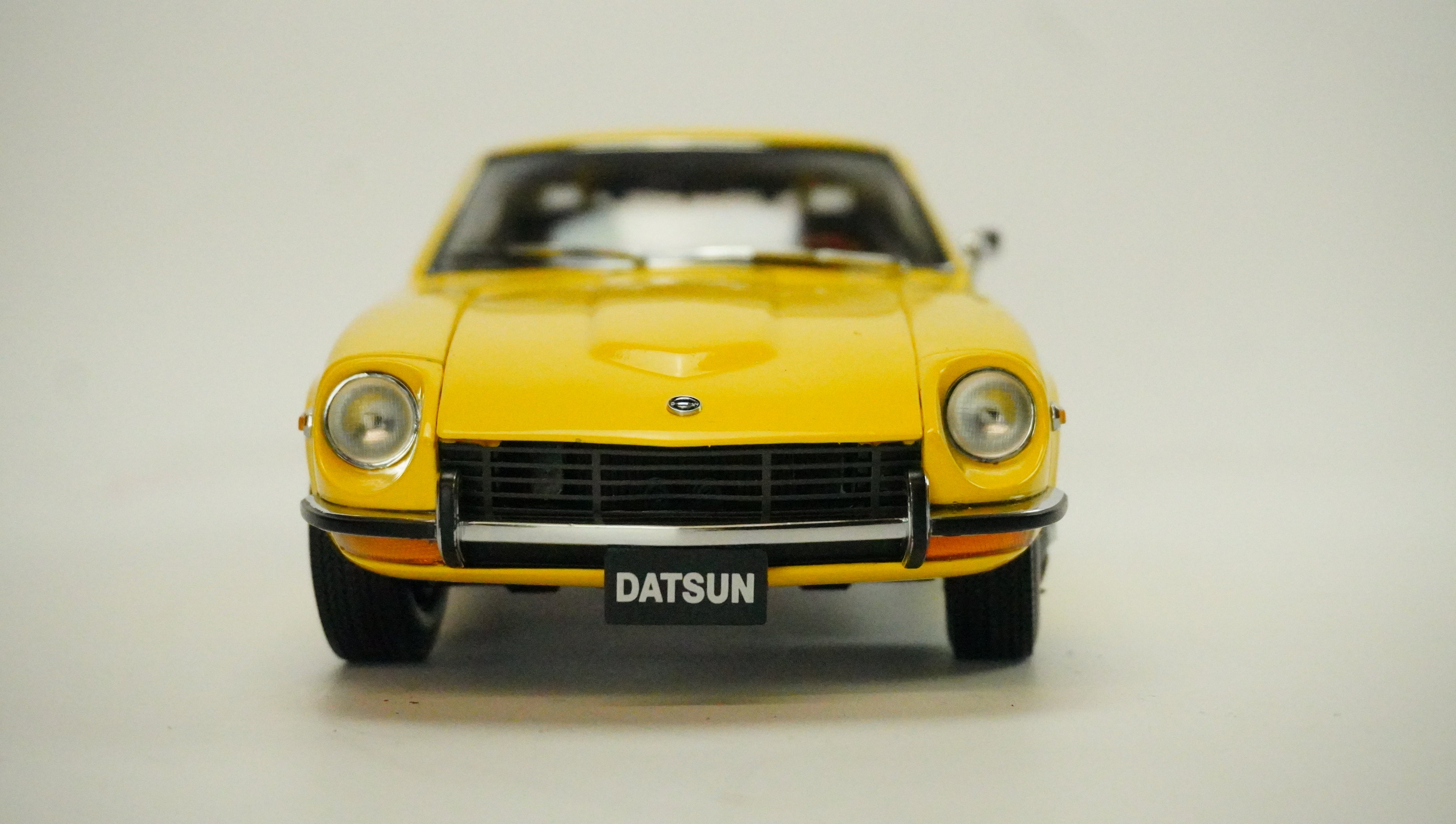 Datsun 240Z 1:18