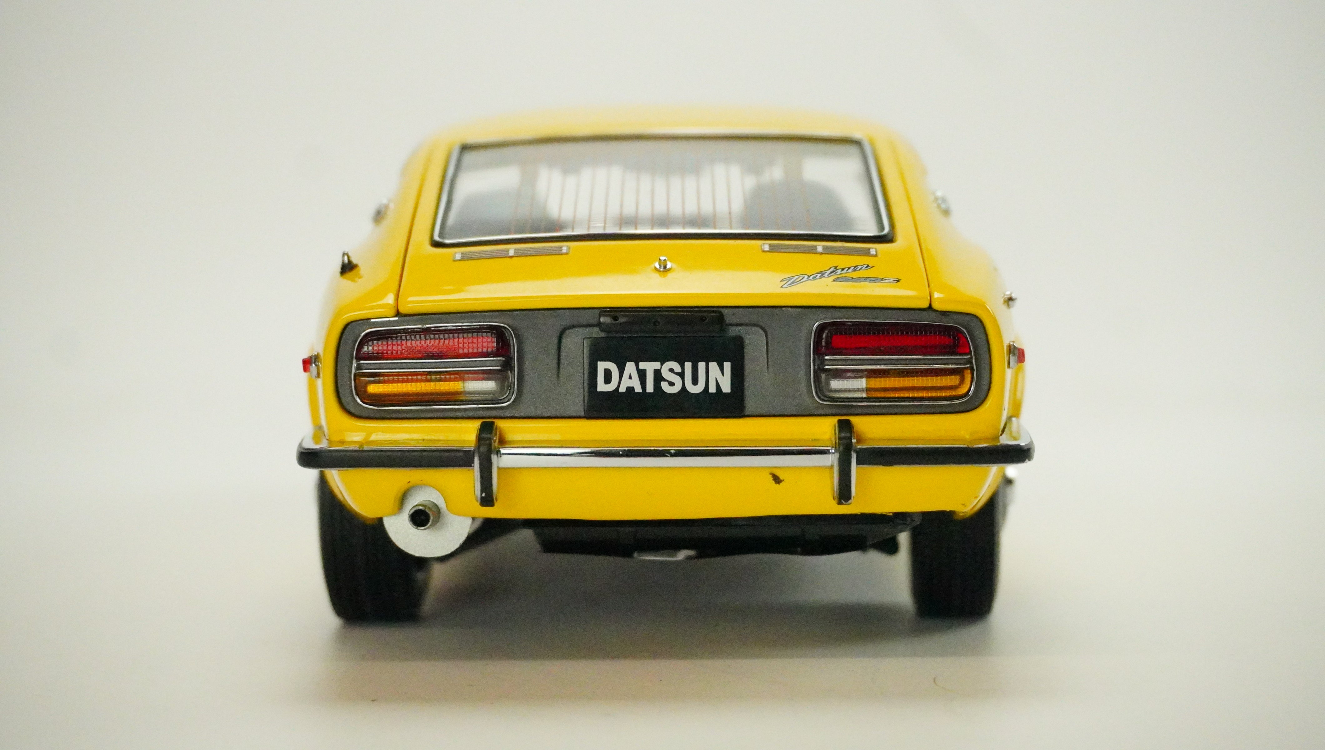Datsun 240Z 1:18