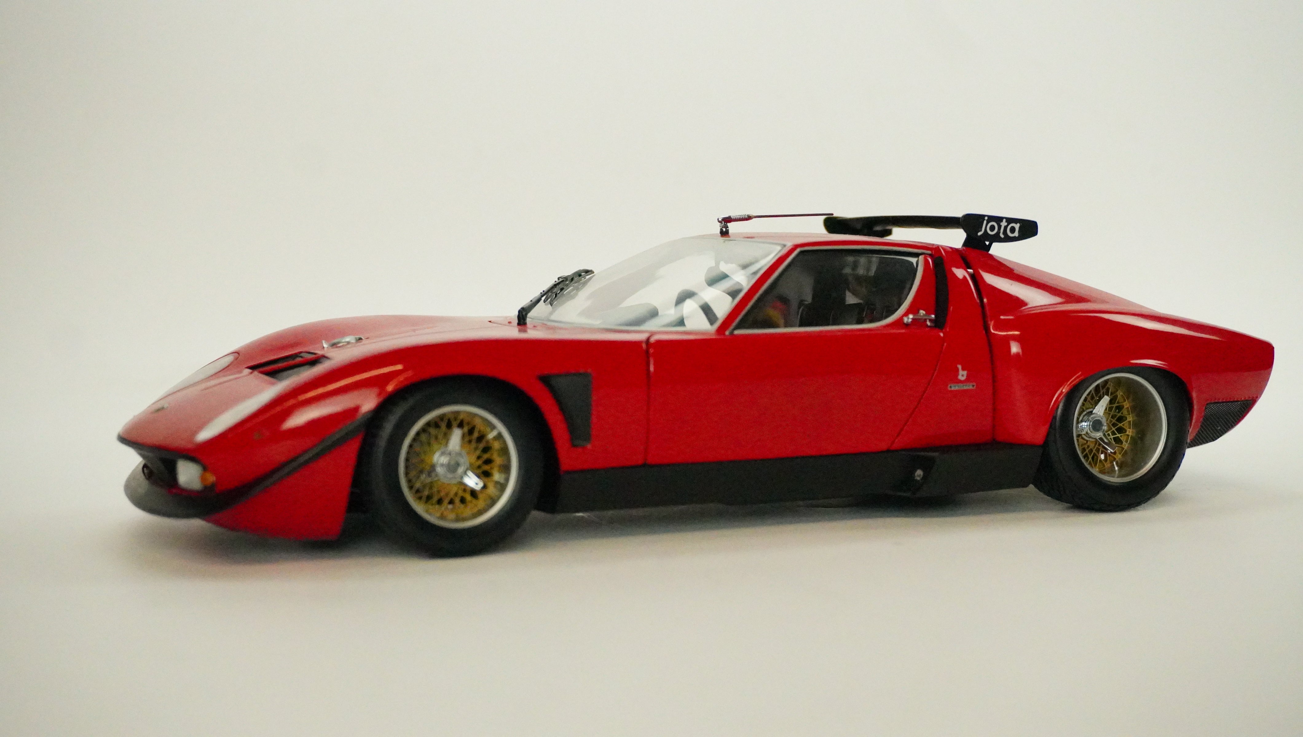 Lamborghini Jota SVR 1:18