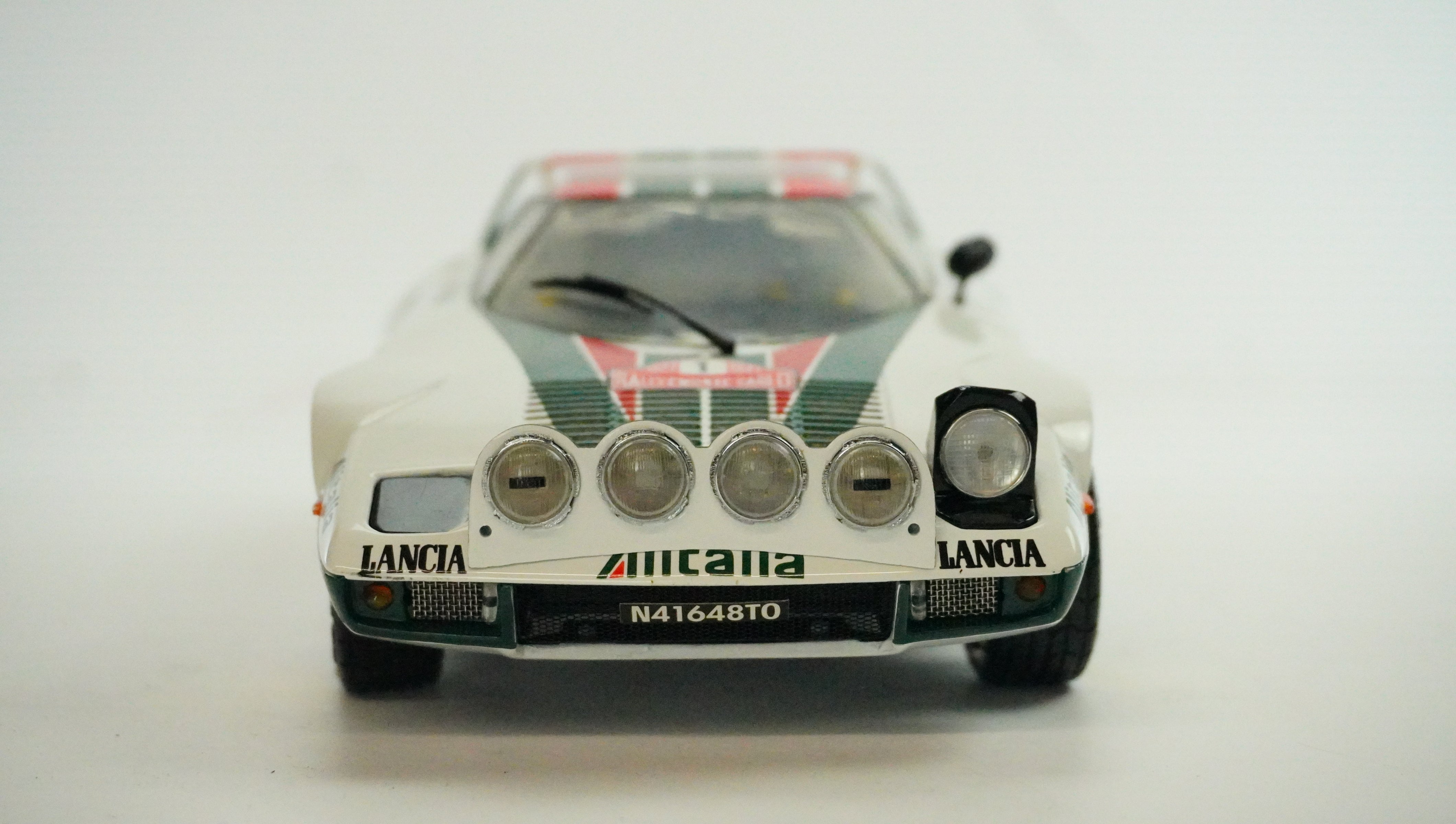 Lancia Stratos HF Rally Nr.1  1977 1:18