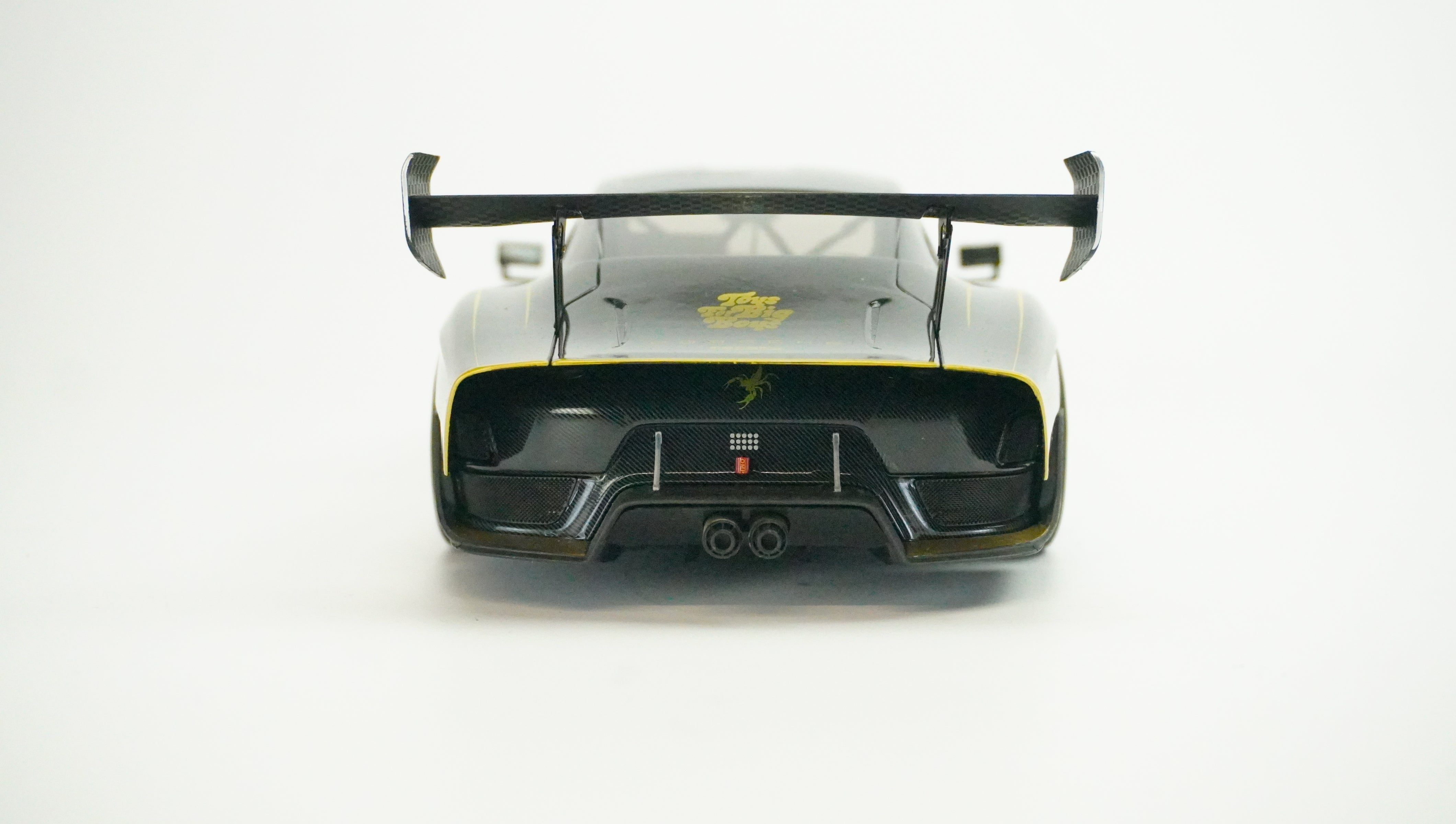 Porsche 935/19 Racing Nr.68 1:18